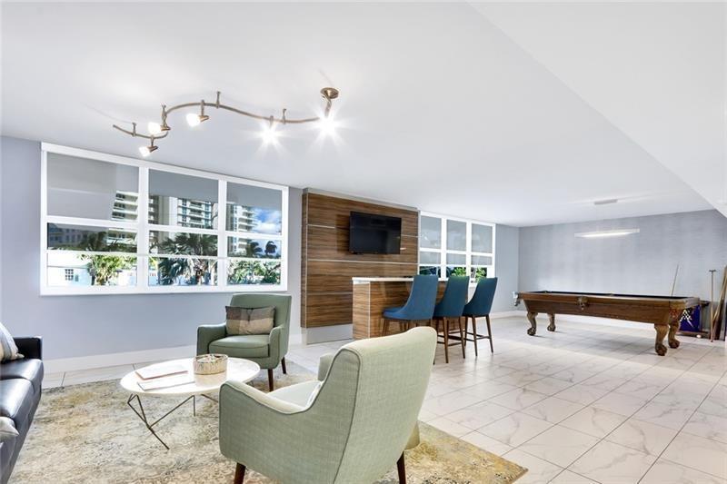 77 S Birch Road 15c Property Photo 15