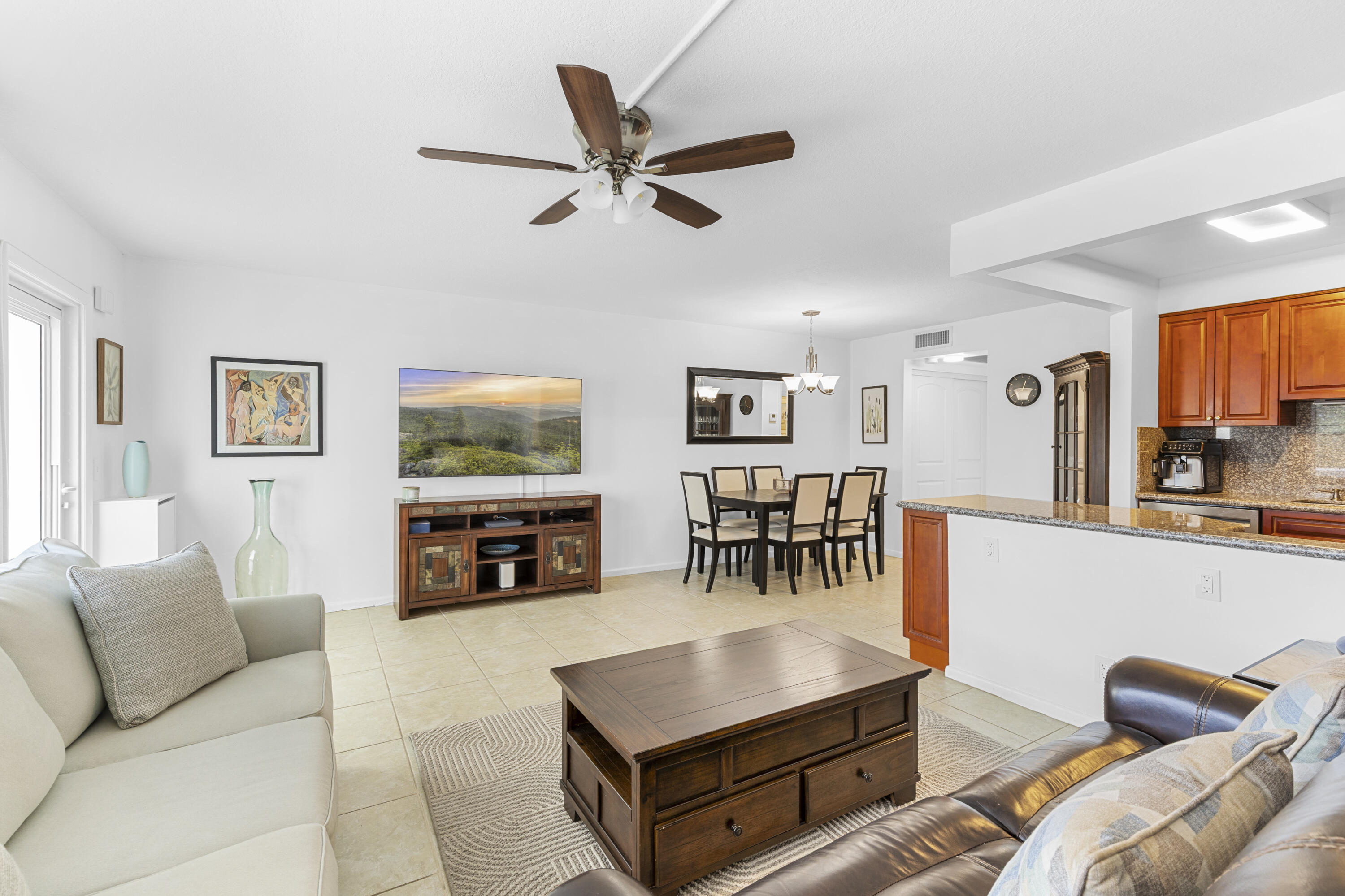 3015 Berkshire A Property Photo 1