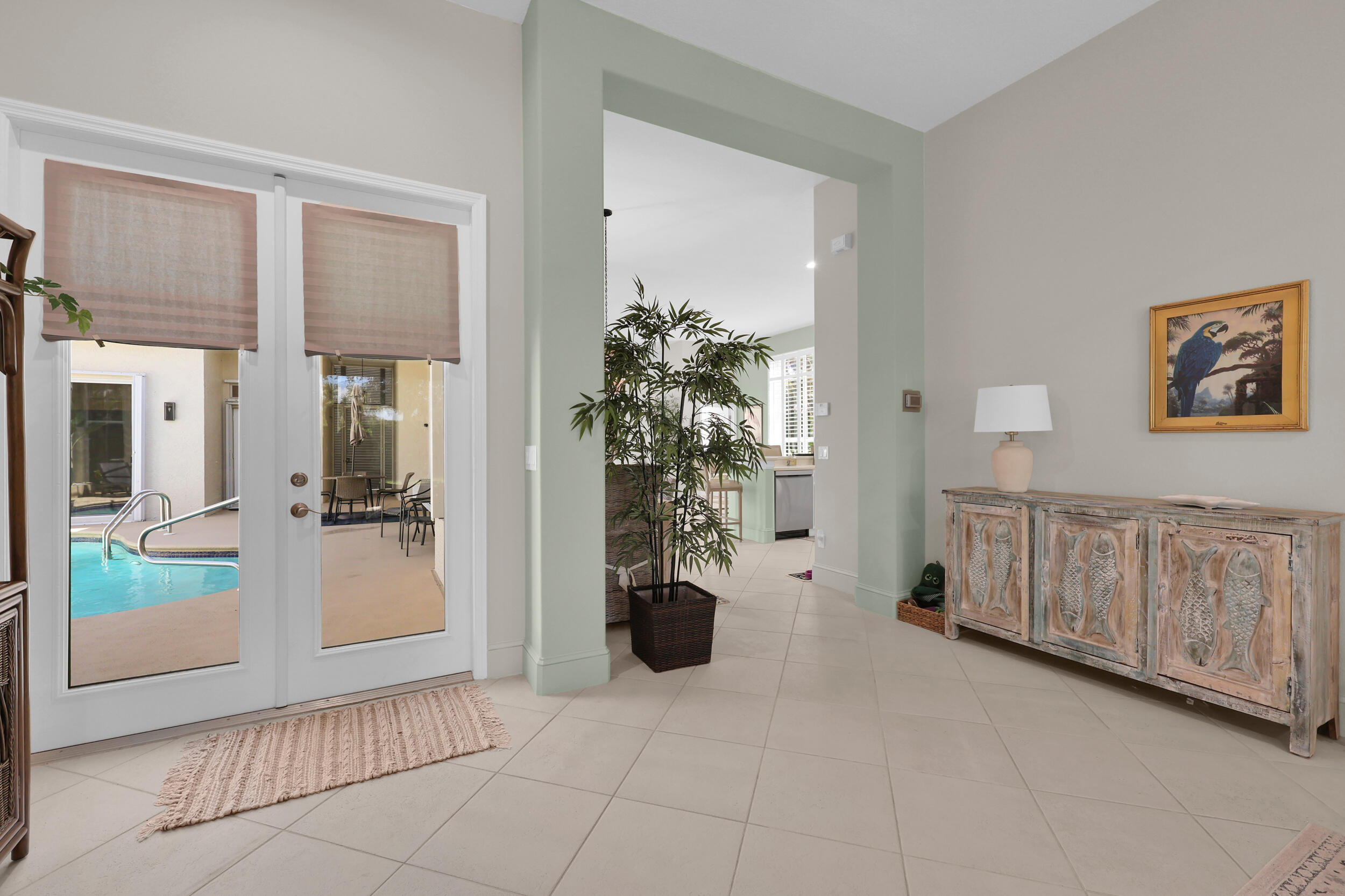 831 Island Club Square Property Photo 3