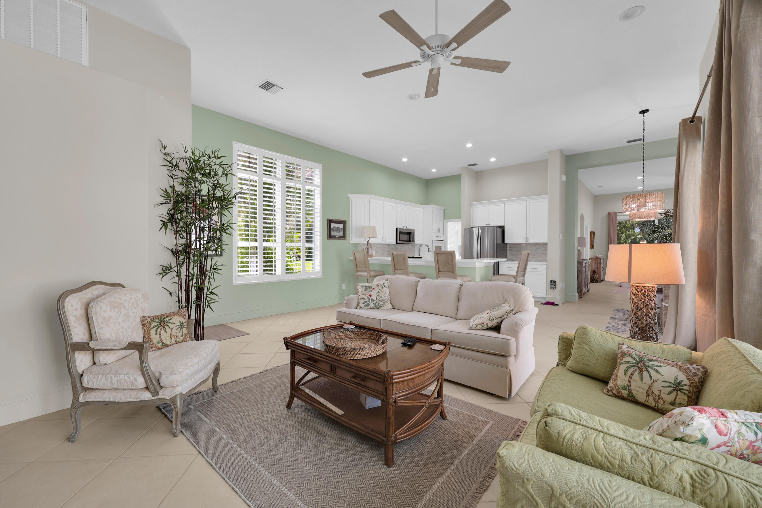 831 Island Club Square Property Photo 11