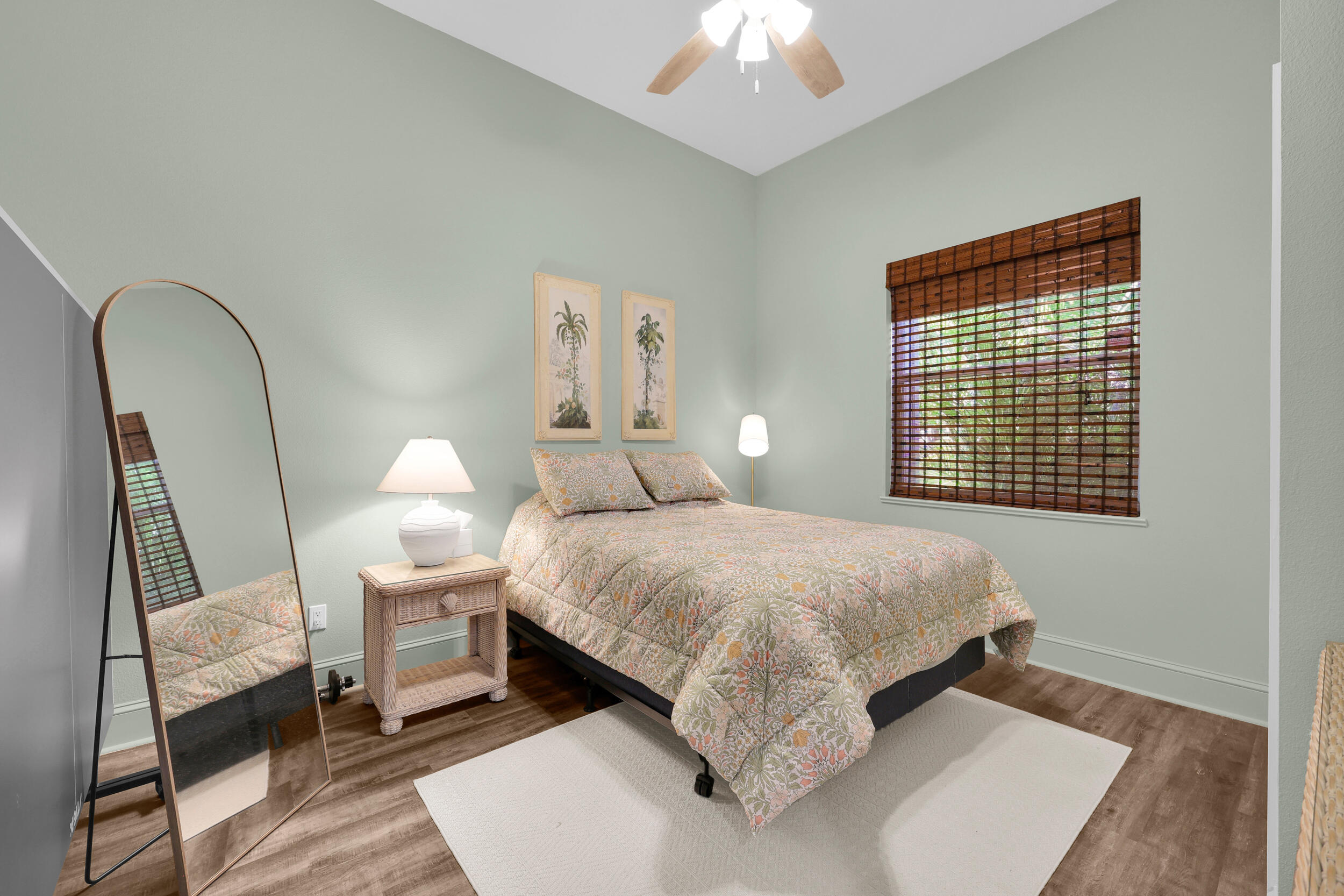831 Island Club Square Property Photo 18