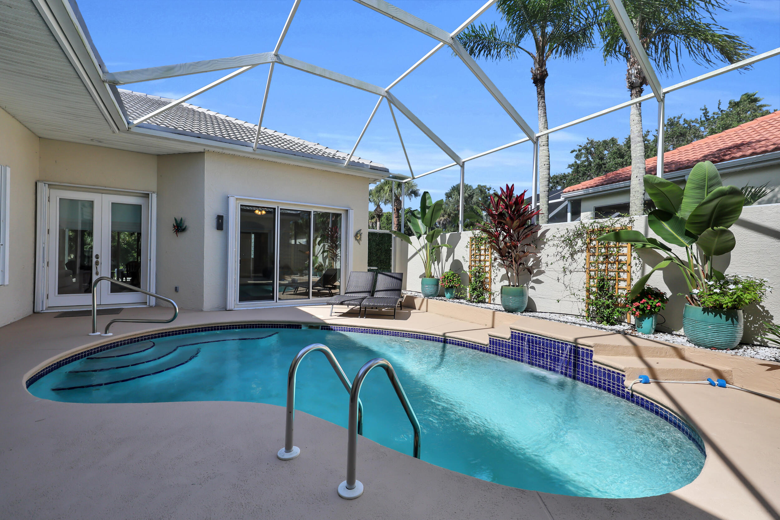831 Island Club Square Property Photo 28