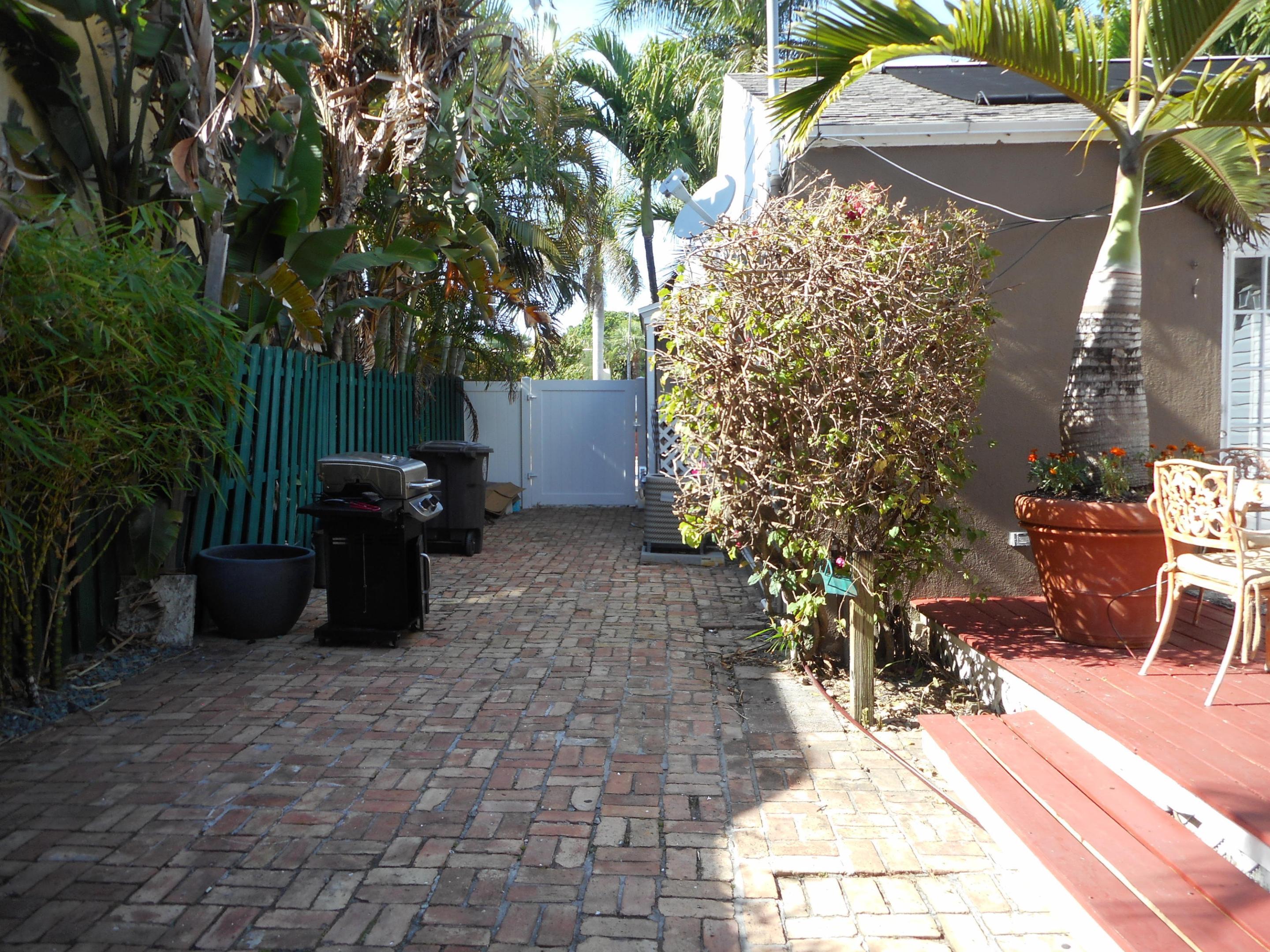 600 Westwood Road Property Photo 15