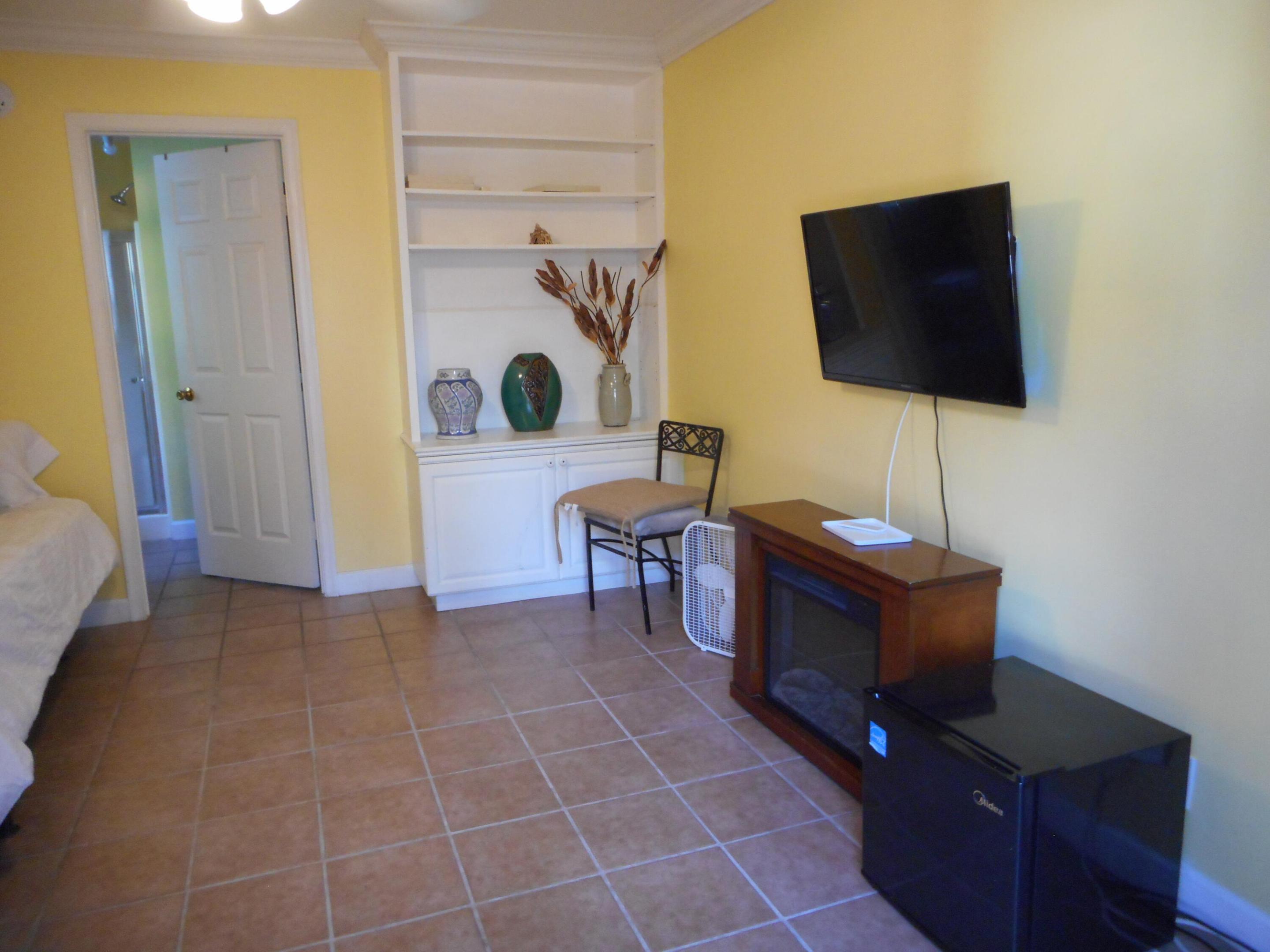 600 Westwood Road Property Photo 29