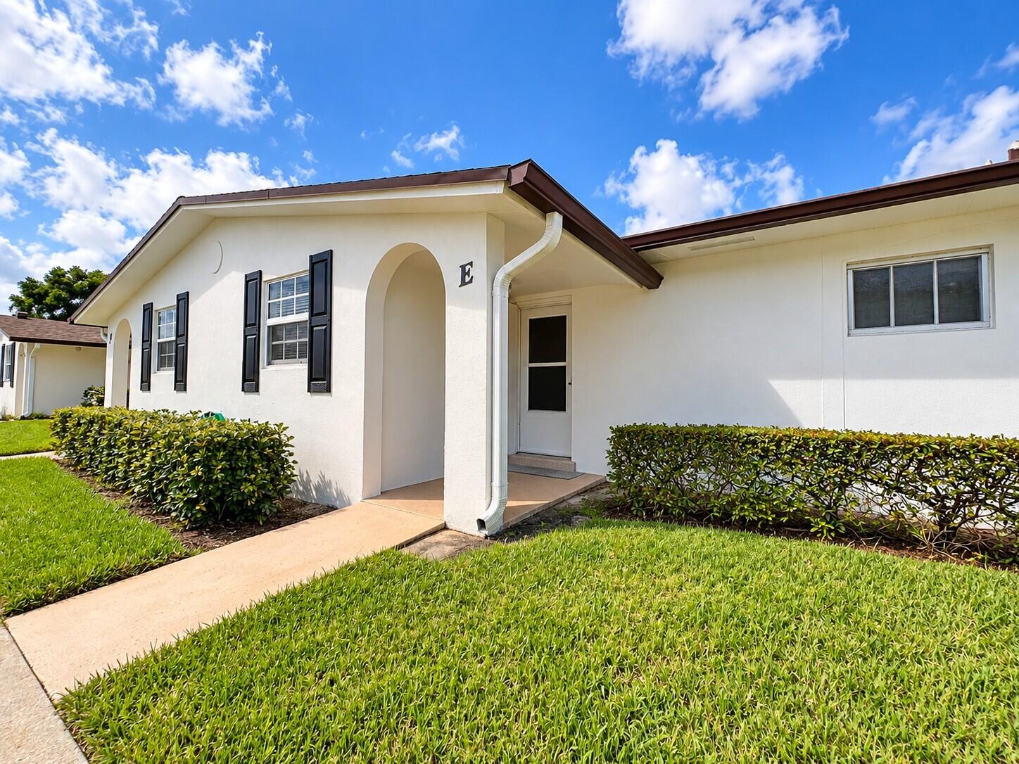 2920 Crosley Drive E E Property Photo 9