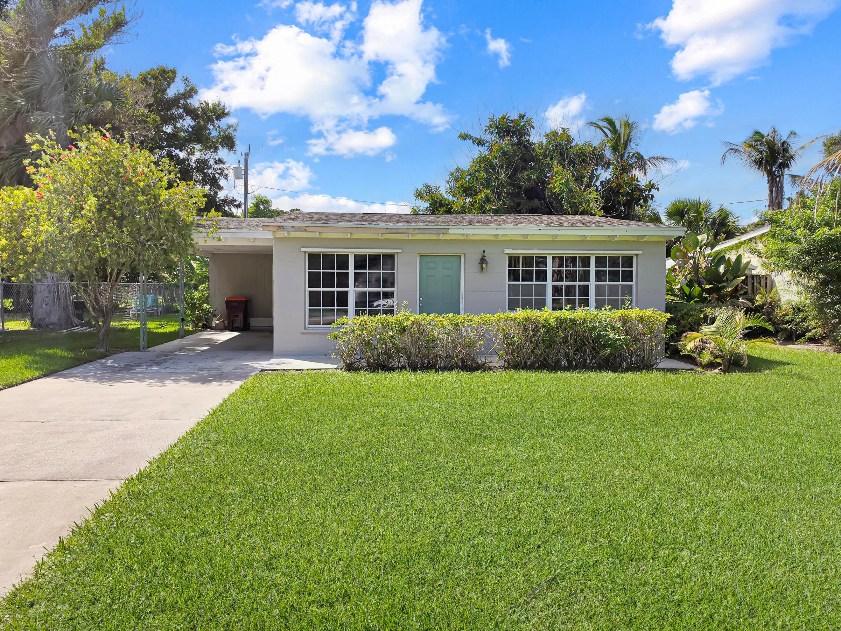 1331 3RD Court Property Photo 1