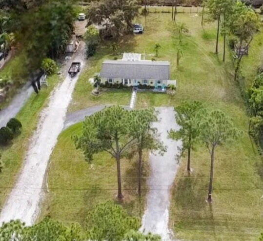 11158 51st Court N Property Photo 1