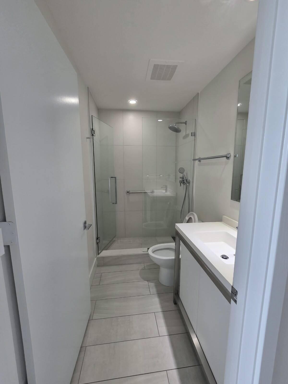 2000 Metropica Way 2401 Property Photo 7