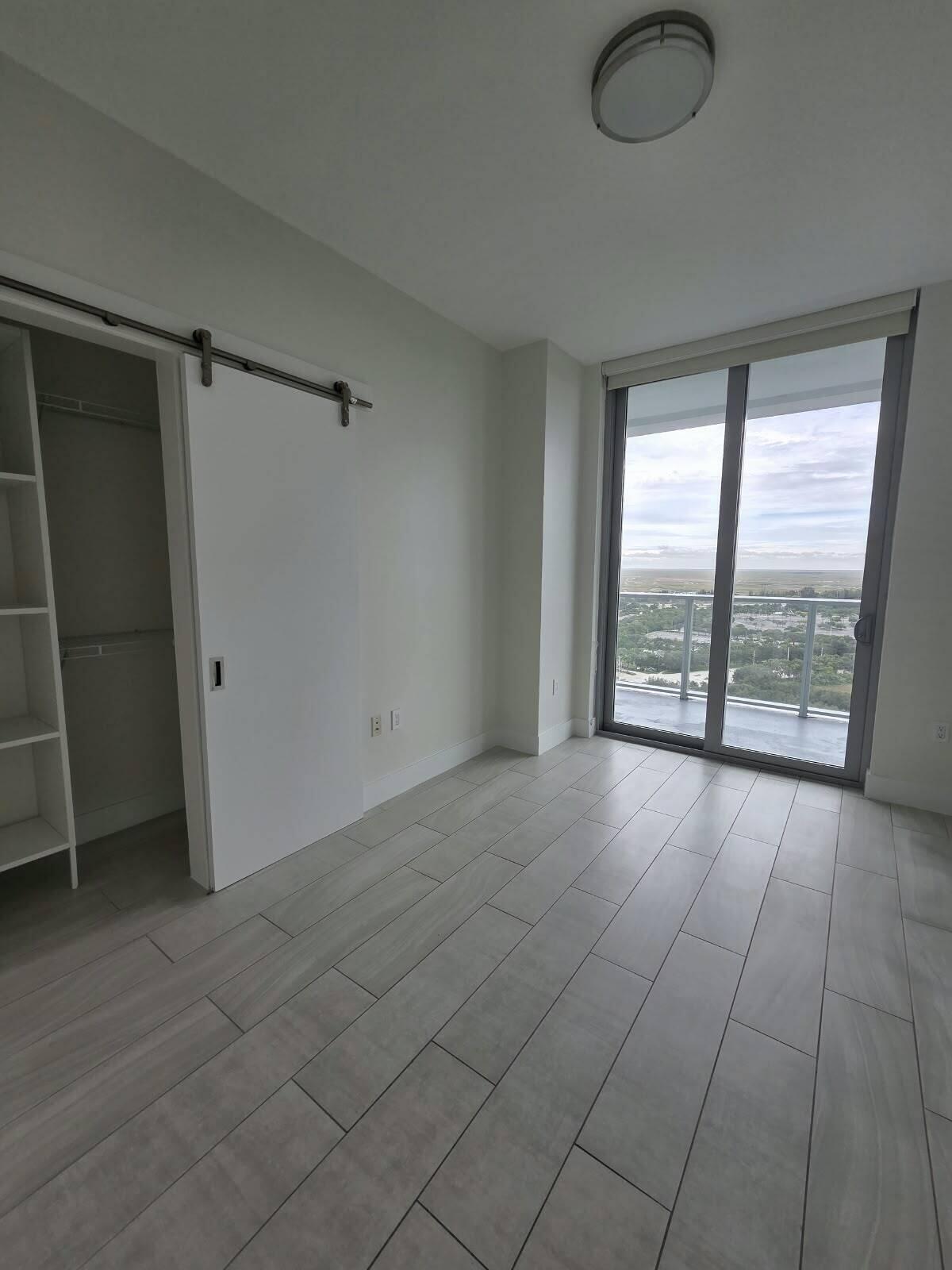 2000 Metropica Way 2401 Property Photo 8