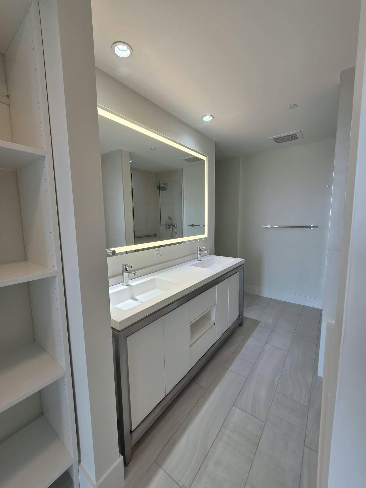 2000 Metropica Way 2401 Property Photo 10