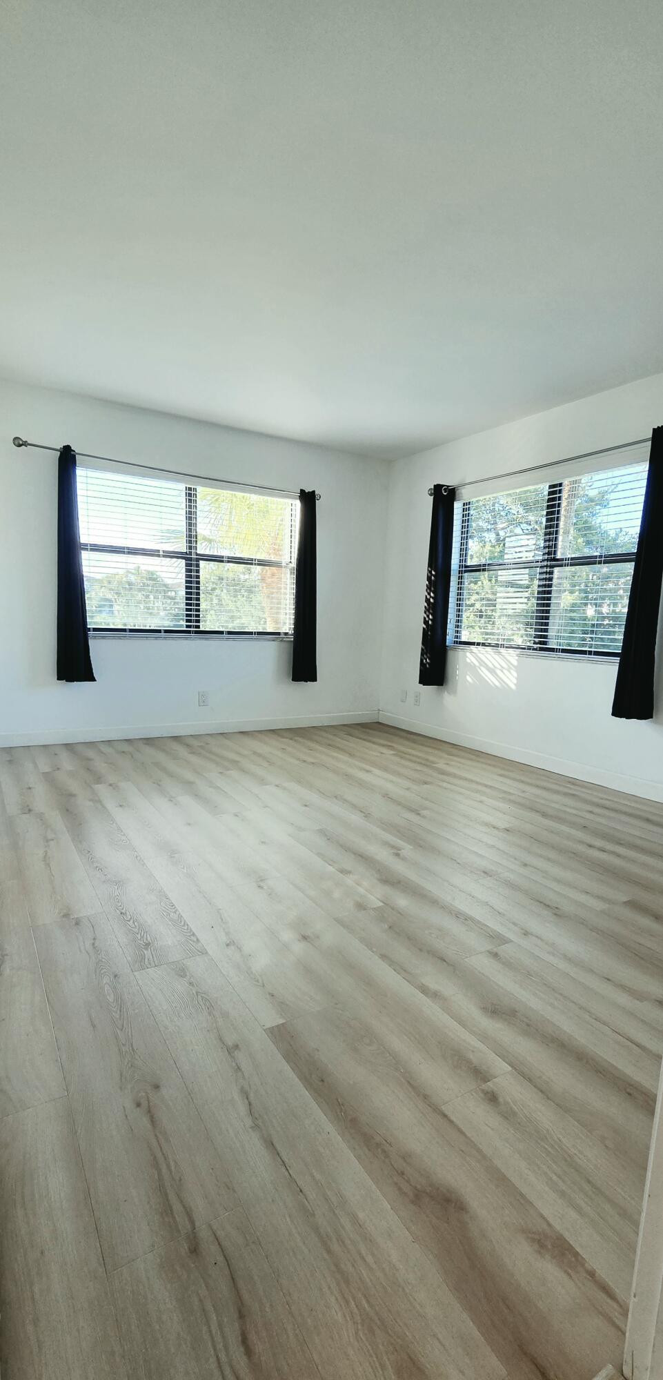 9355 Sw 8th Street 212 Property Photo 11