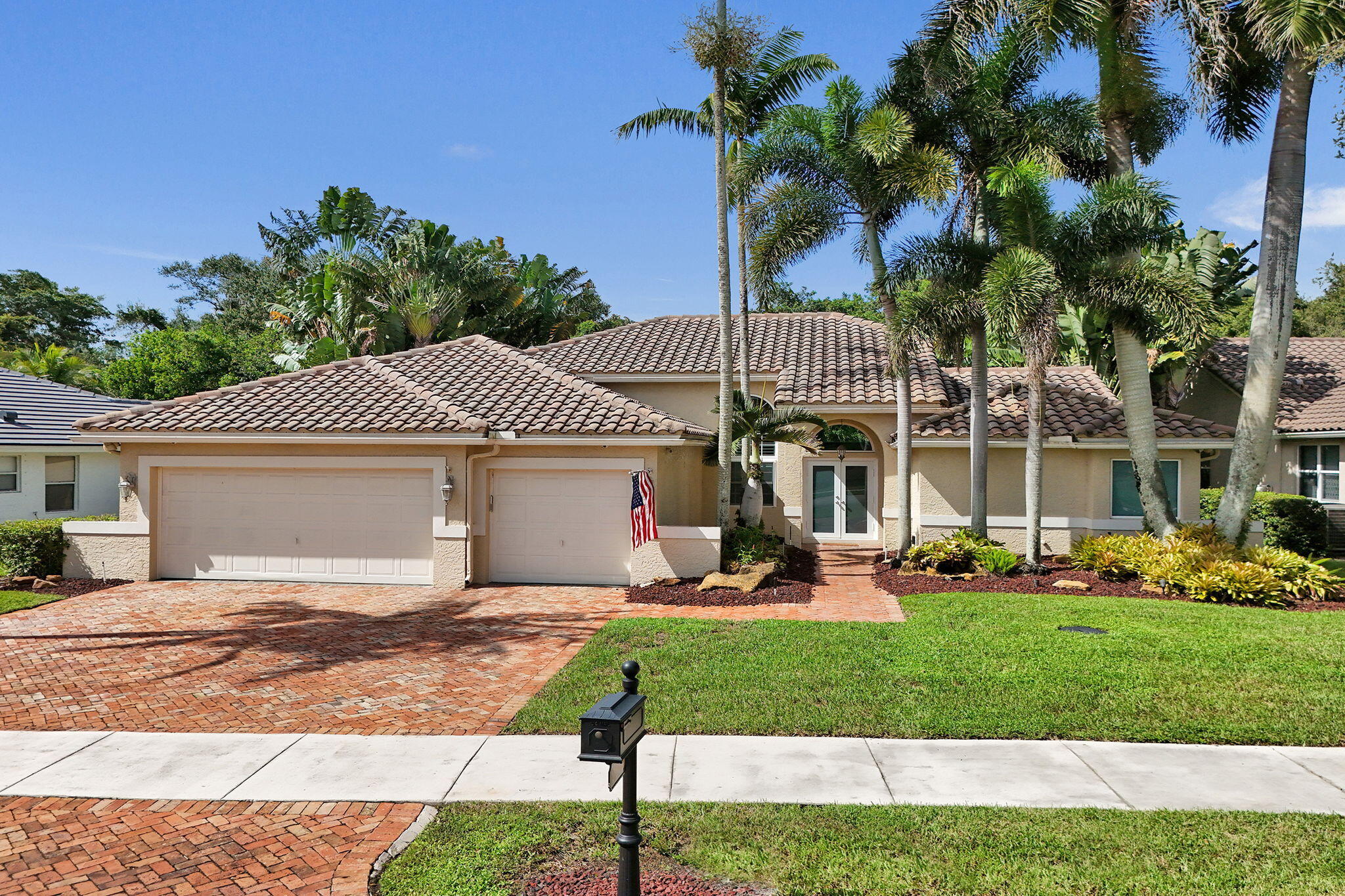 9645 E Tree Tops Court
