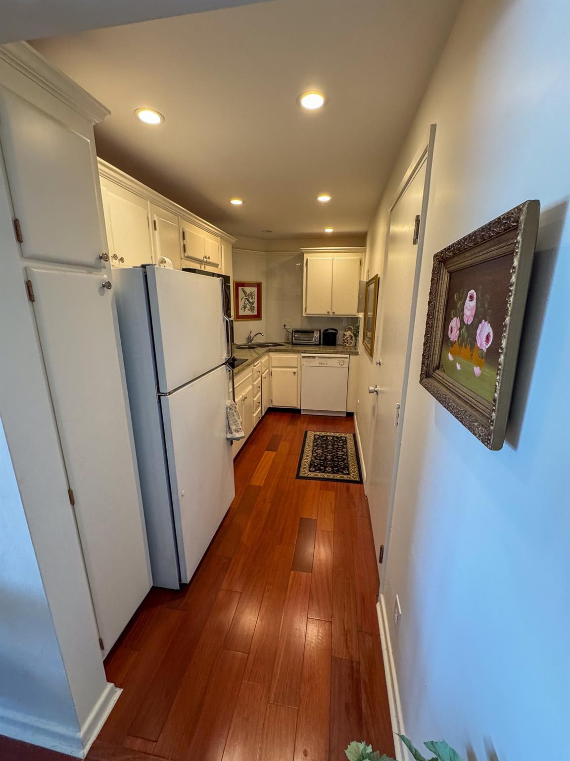 1750 S Ocean Lane 205 Property Photo 16