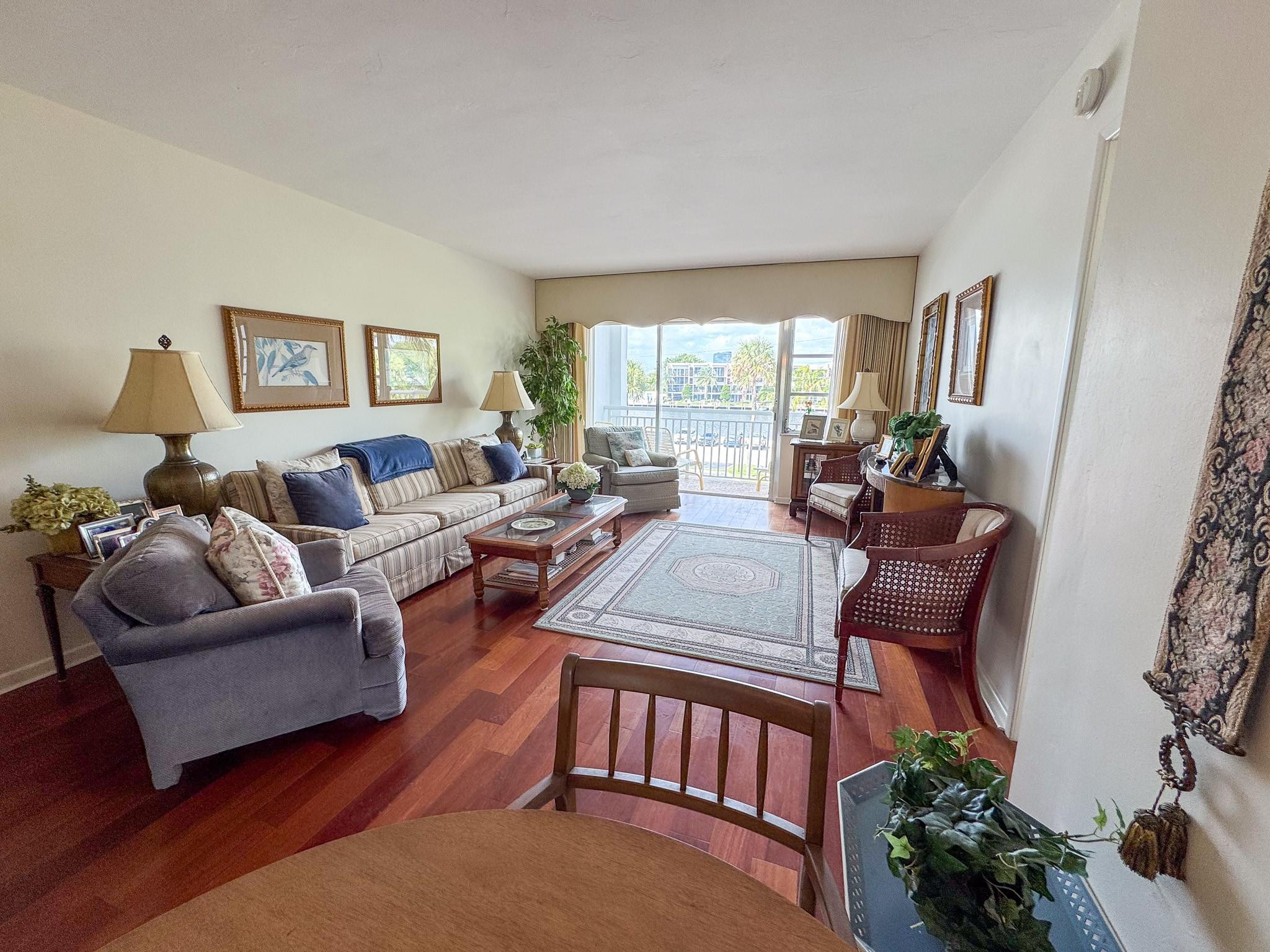 1750 S Ocean Lane 205 Property Photo 17