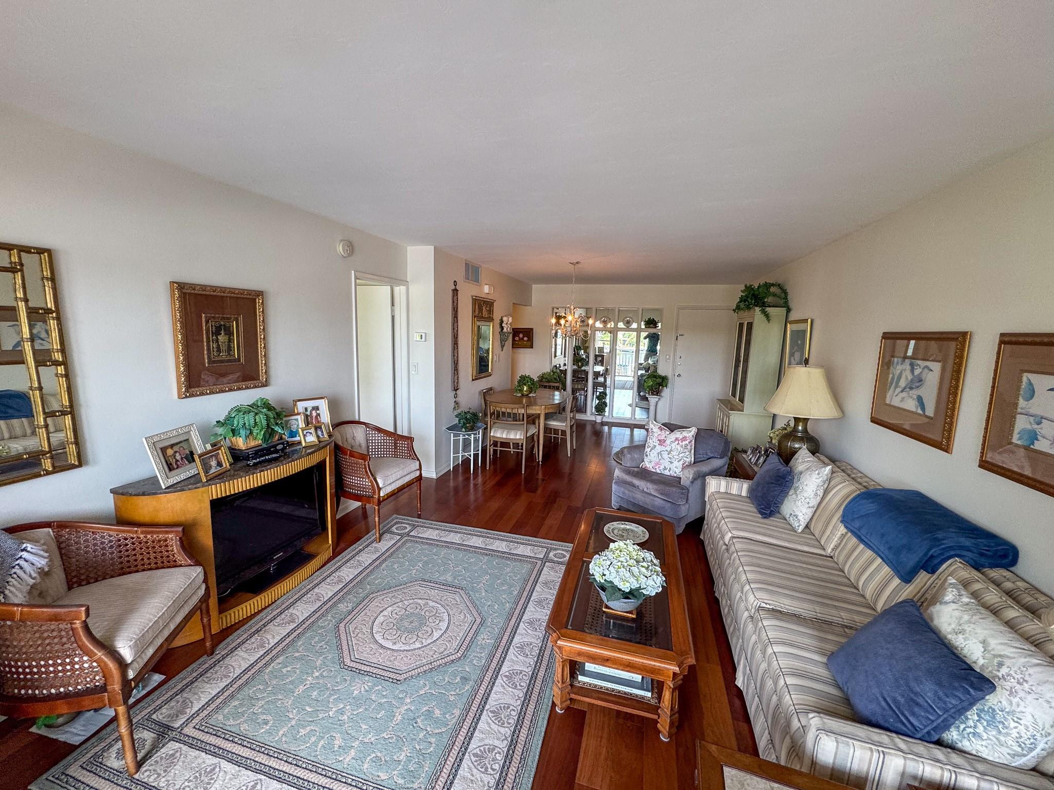 1750 S Ocean Lane 205 Property Photo 20