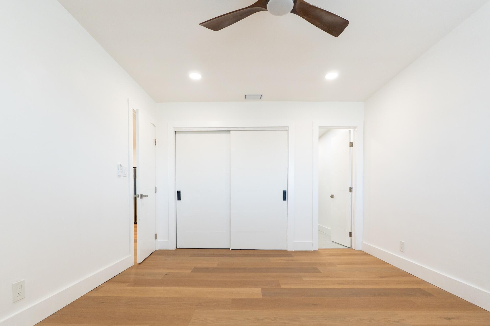 2175 Ne 56th Street 201 Property Photo 8