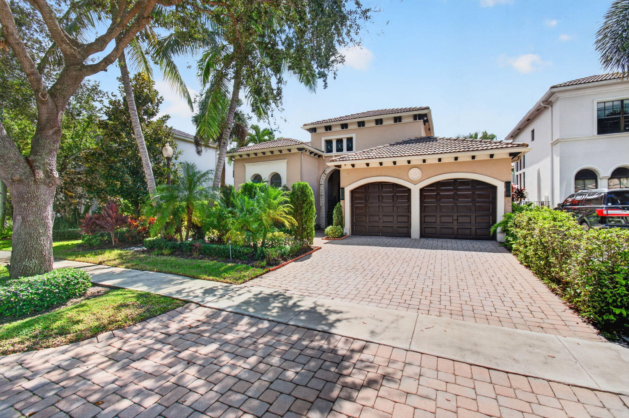 17835 Lake Azure Way Property Photo 4