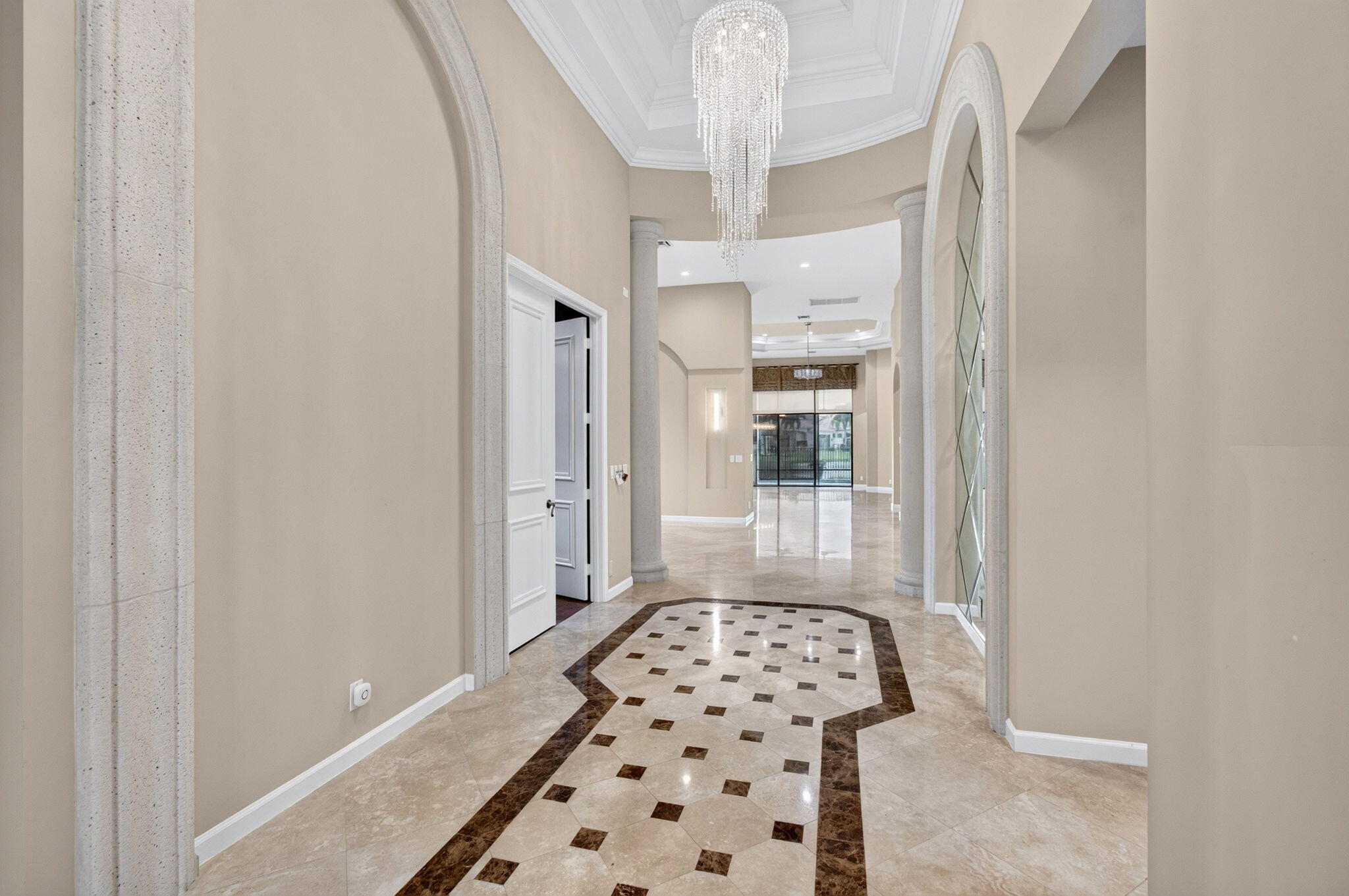 17835 Lake Azure Way Property Photo 10