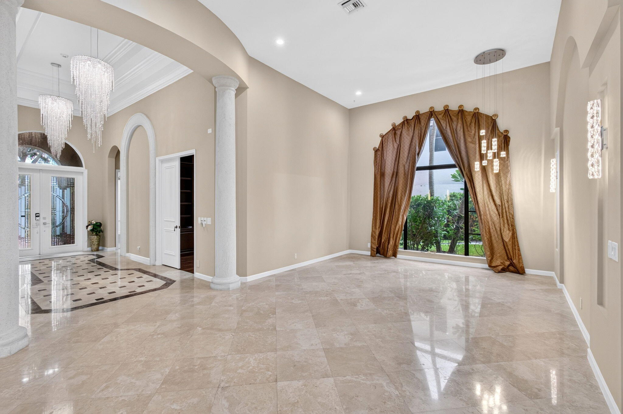 17835 Lake Azure Way Property Photo 14