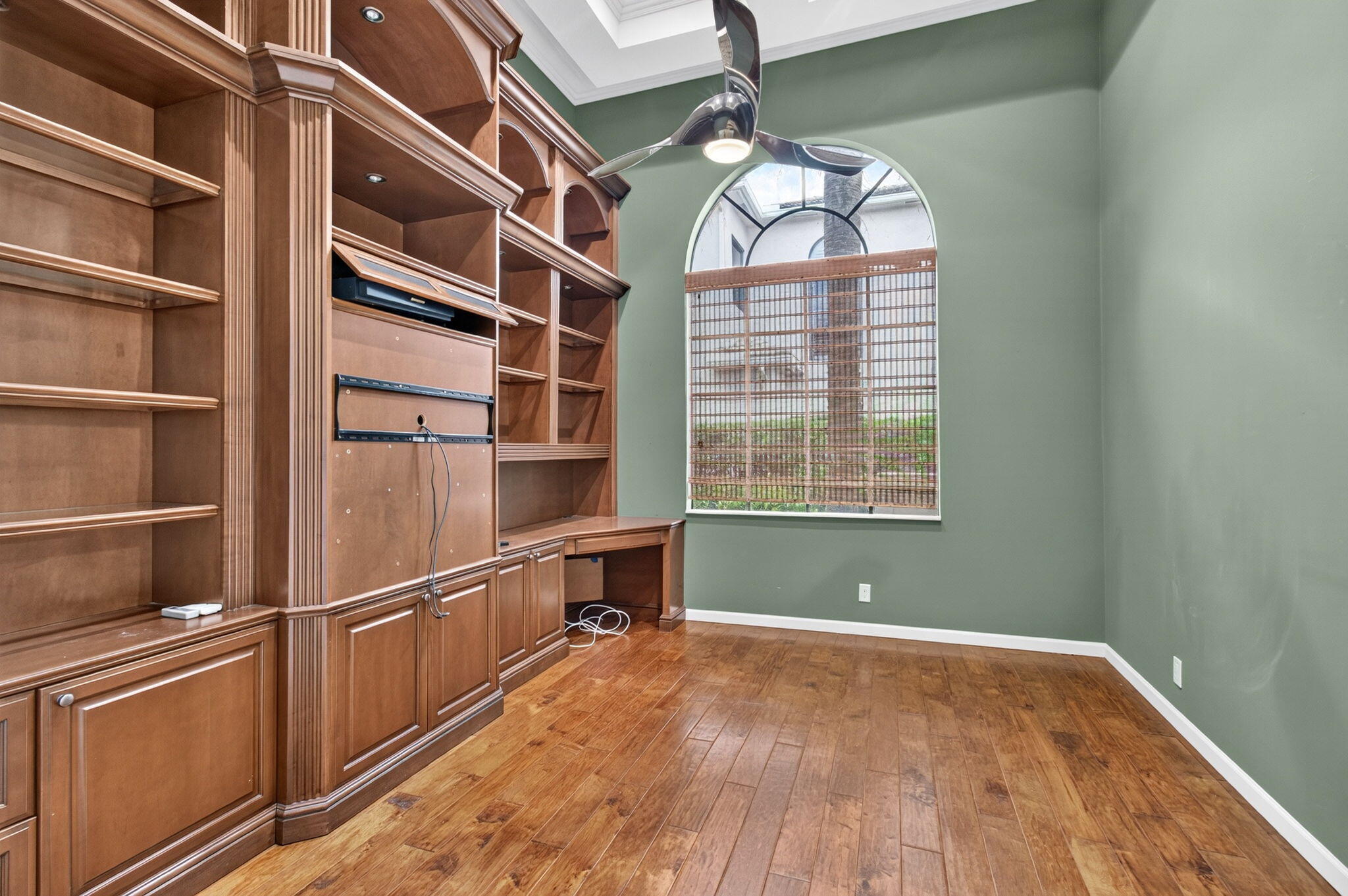 17835 Lake Azure Way Property Photo 44
