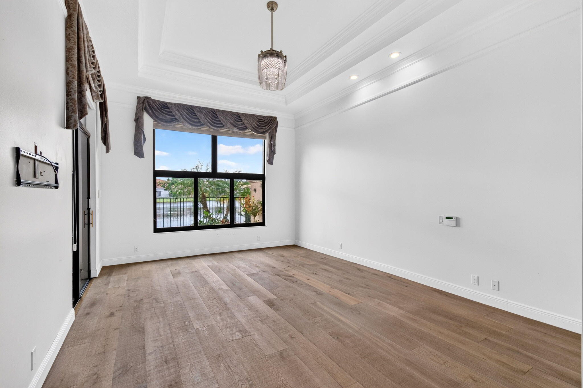 17835 Lake Azure Way Property Photo 68