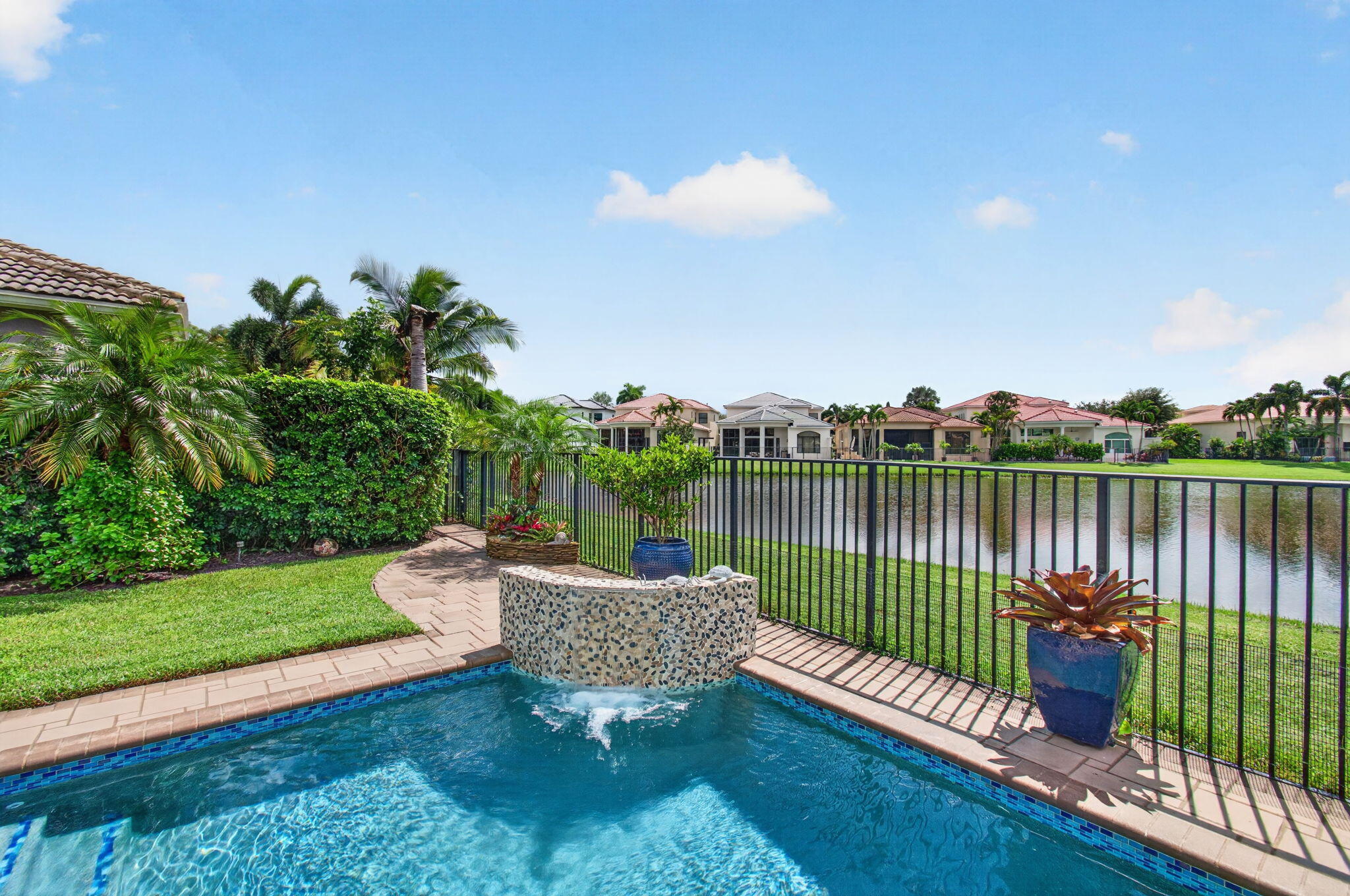 17835 Lake Azure Way Property Photo 98