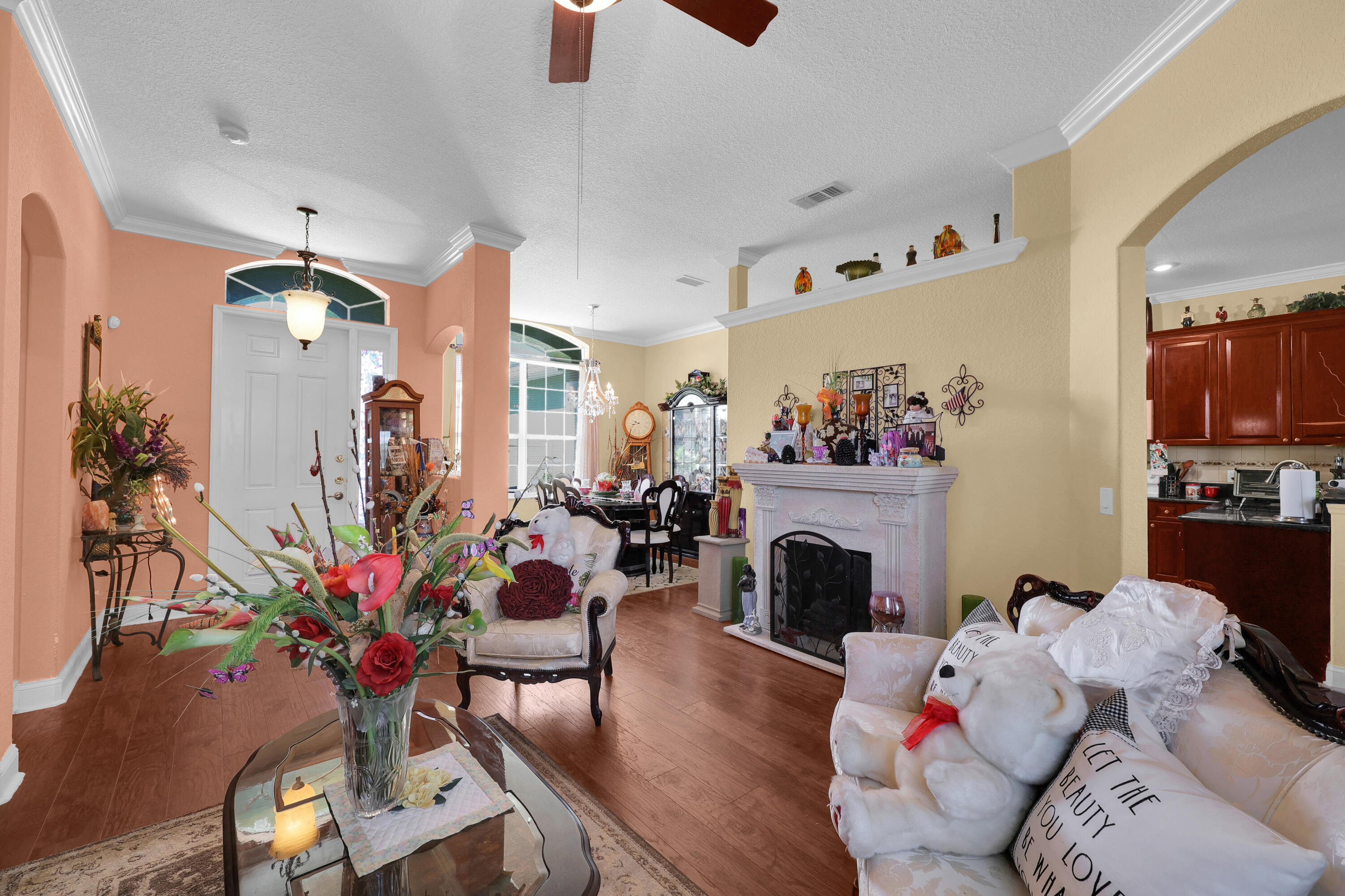 1885 Sw Altman Avenue Property Photo 8