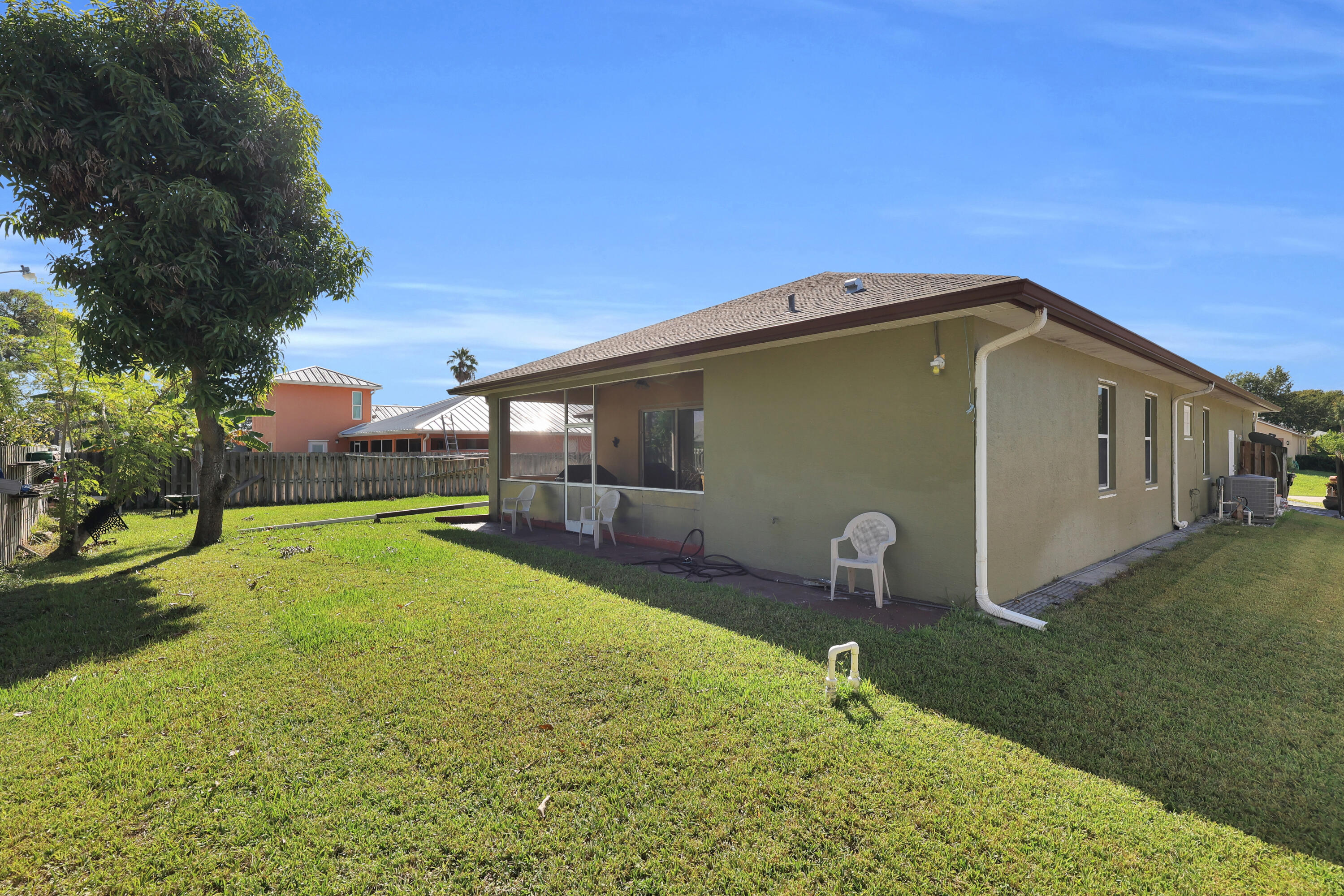 1885 Sw Altman Avenue Property Photo 45