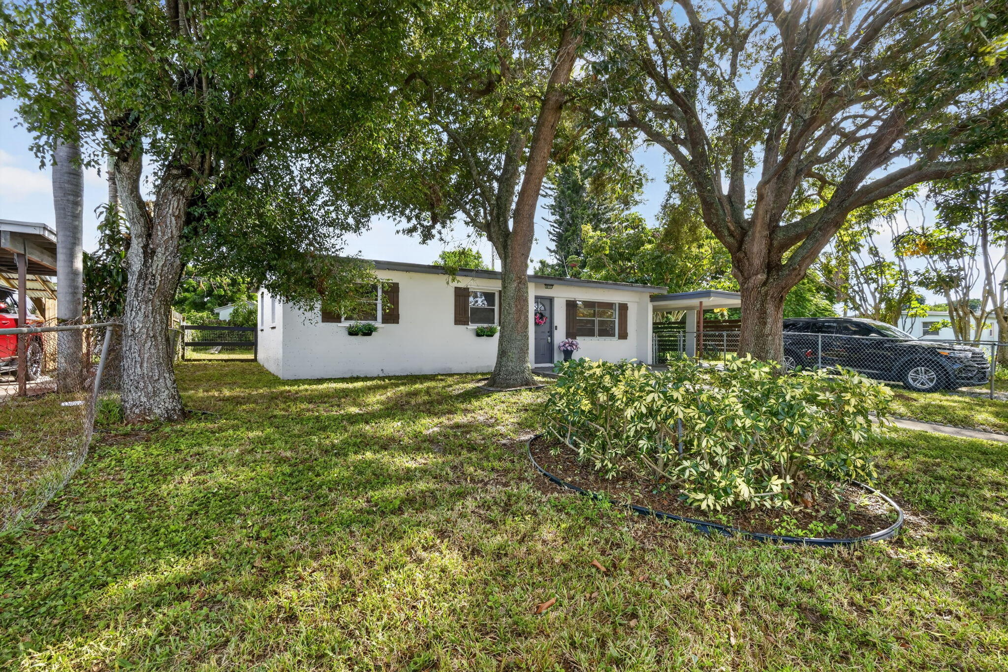 3842 Ocala Road