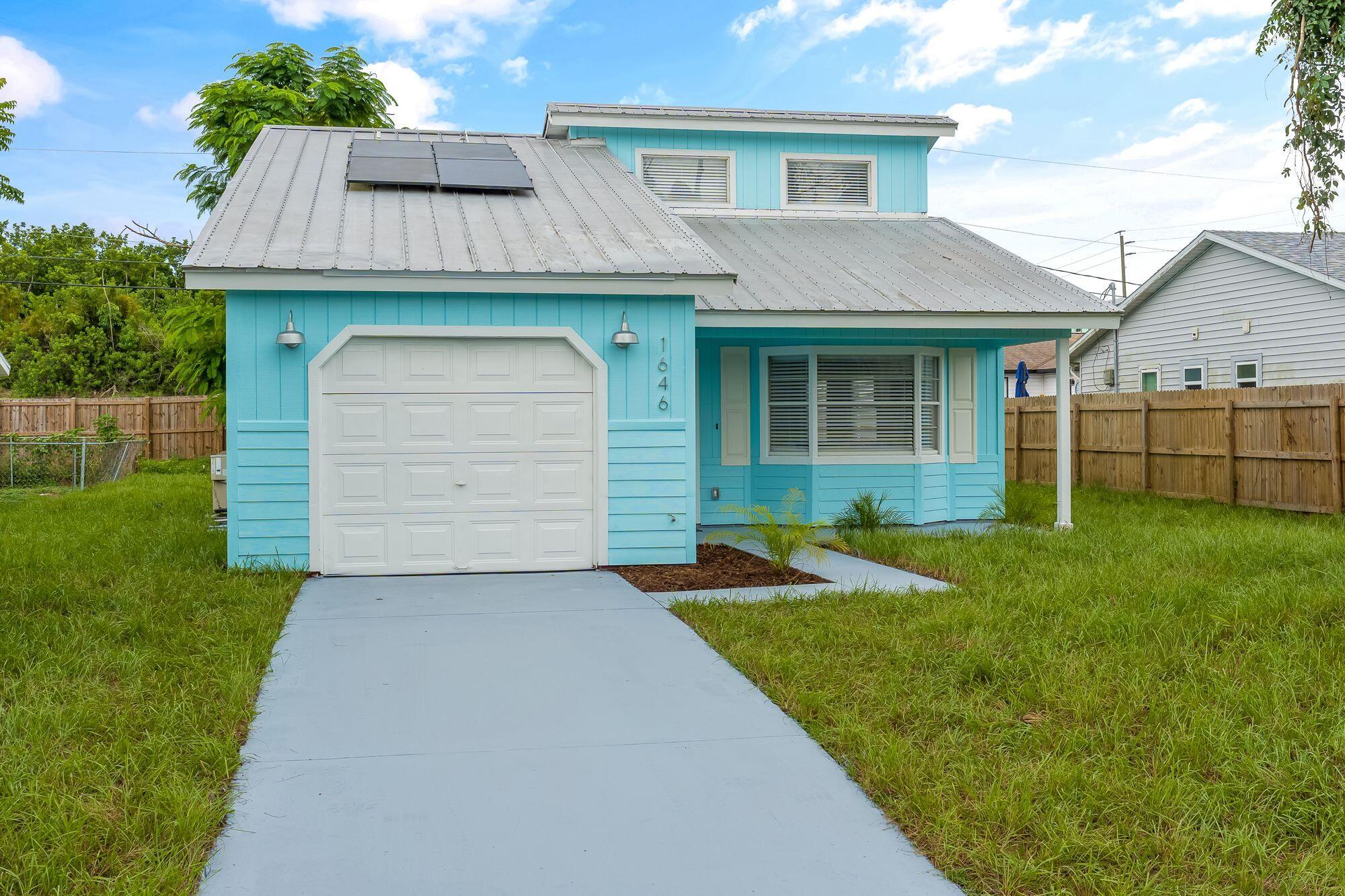 1646 3rd Court Sw Property Photo 1