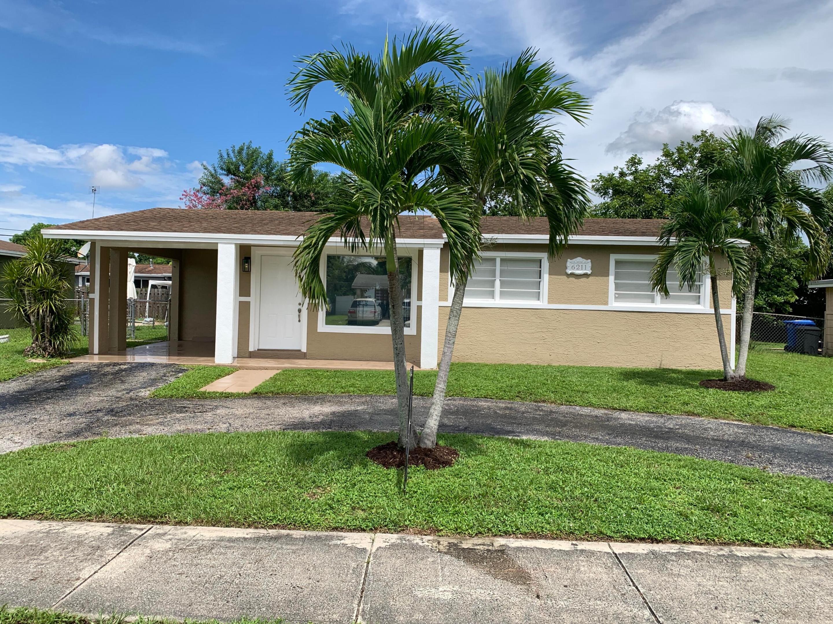 6211 NW 12th Street Property Photo 1