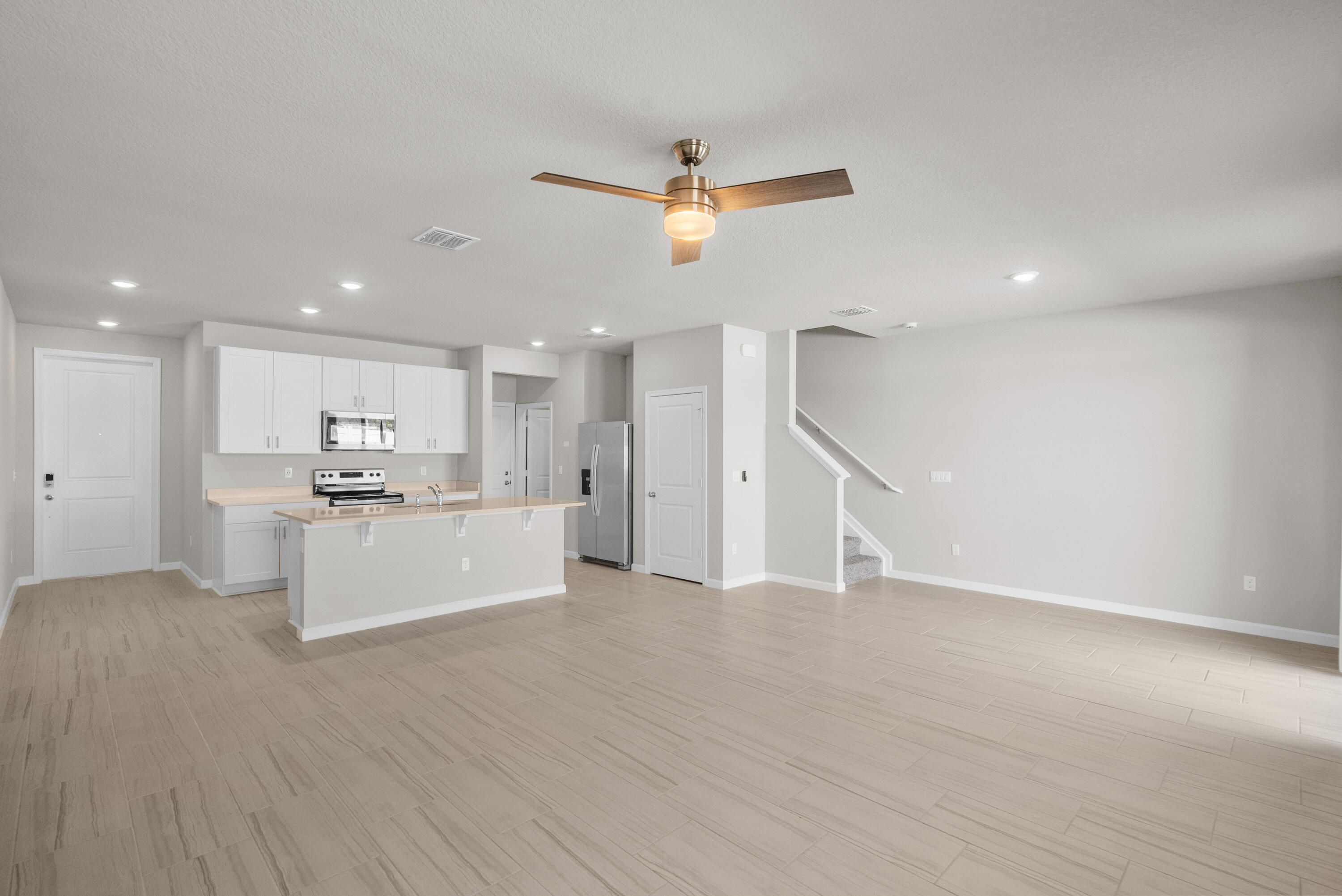 5622 Se Edgewater Circle Property Photo 3