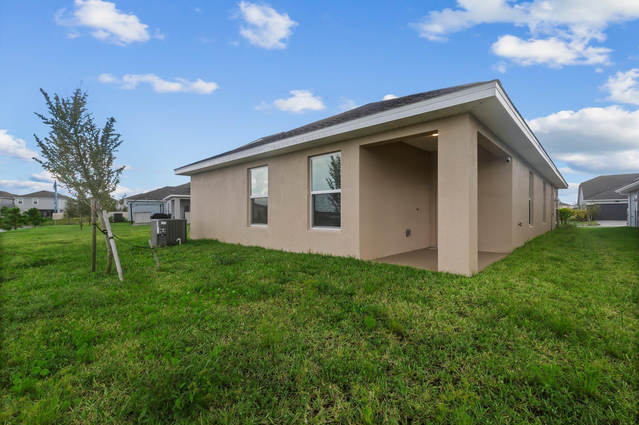 1276 Canfield Circle Se Property Photo 6