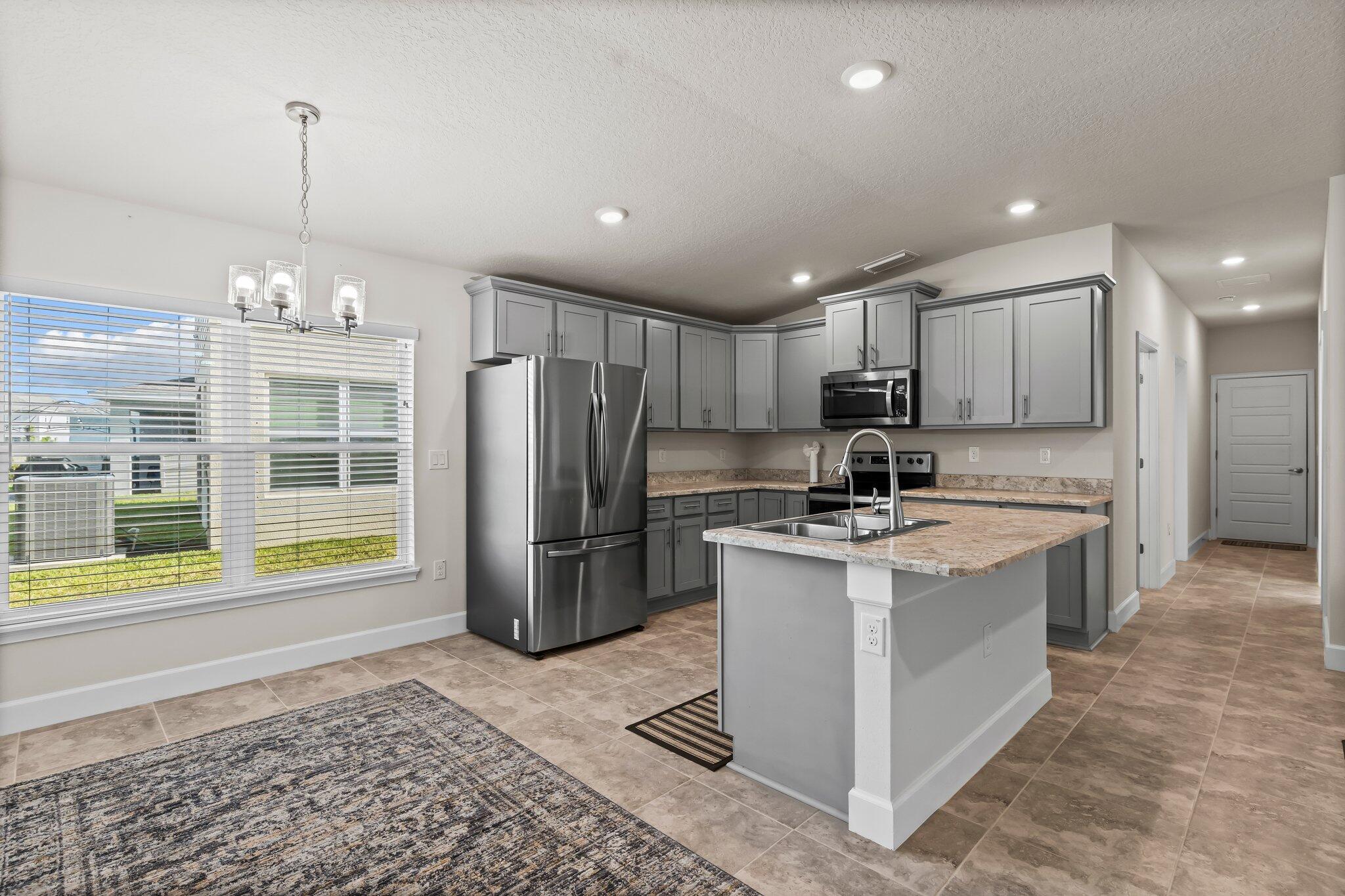 1276 Canfield Circle Se Property Photo 8