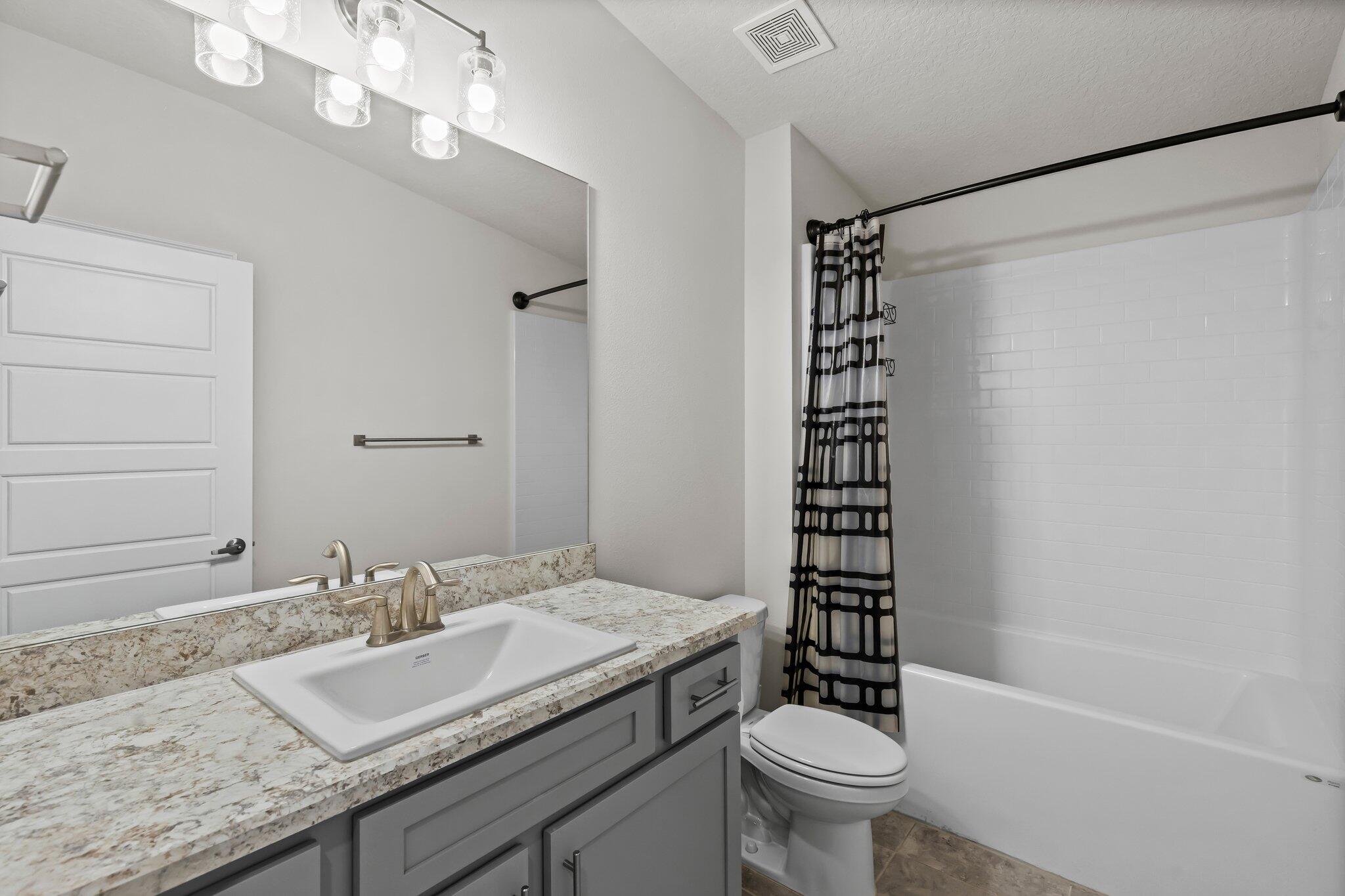 1276 Canfield Circle Se Property Photo 16