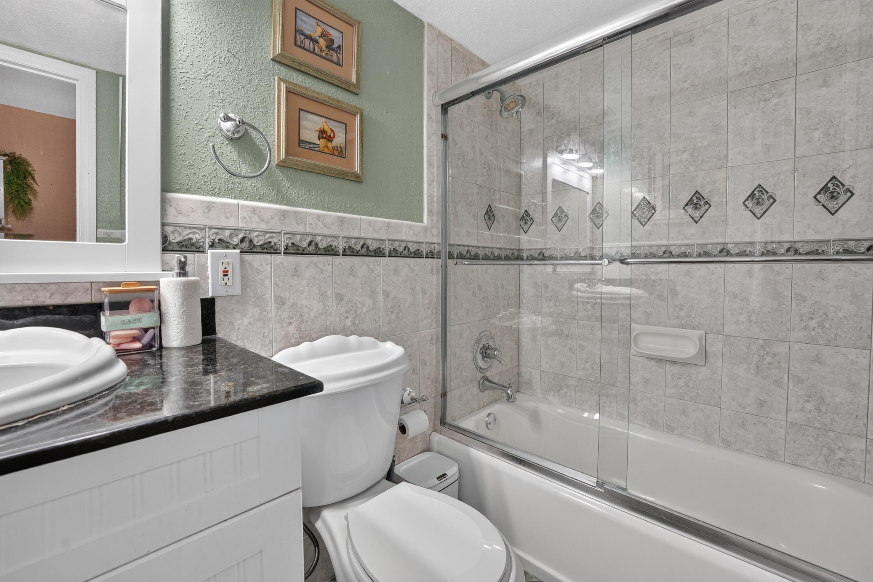 301 N Ocean Boulevard 1006 Property Photo 23