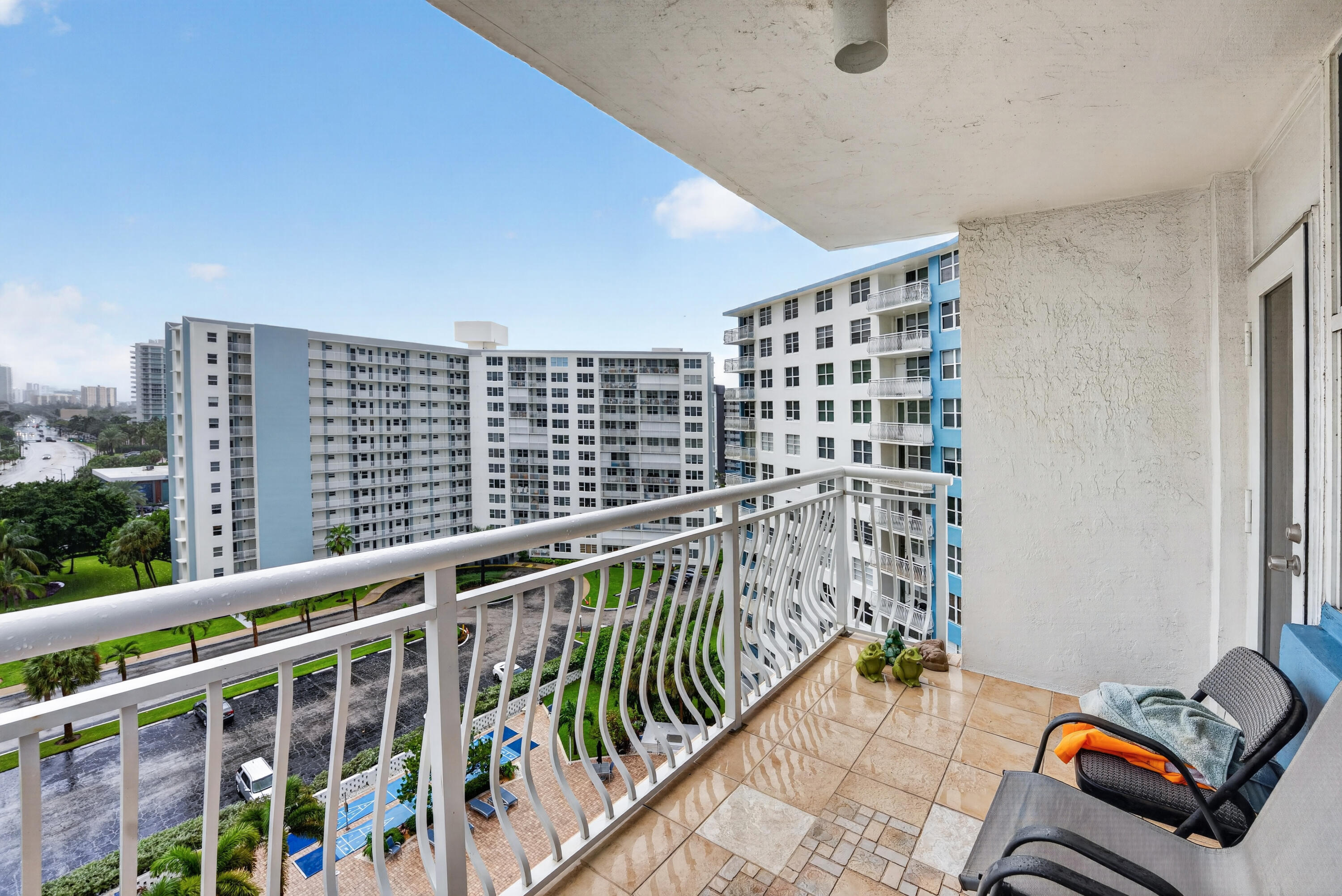 301 N Ocean Boulevard 1006 Property Photo 44