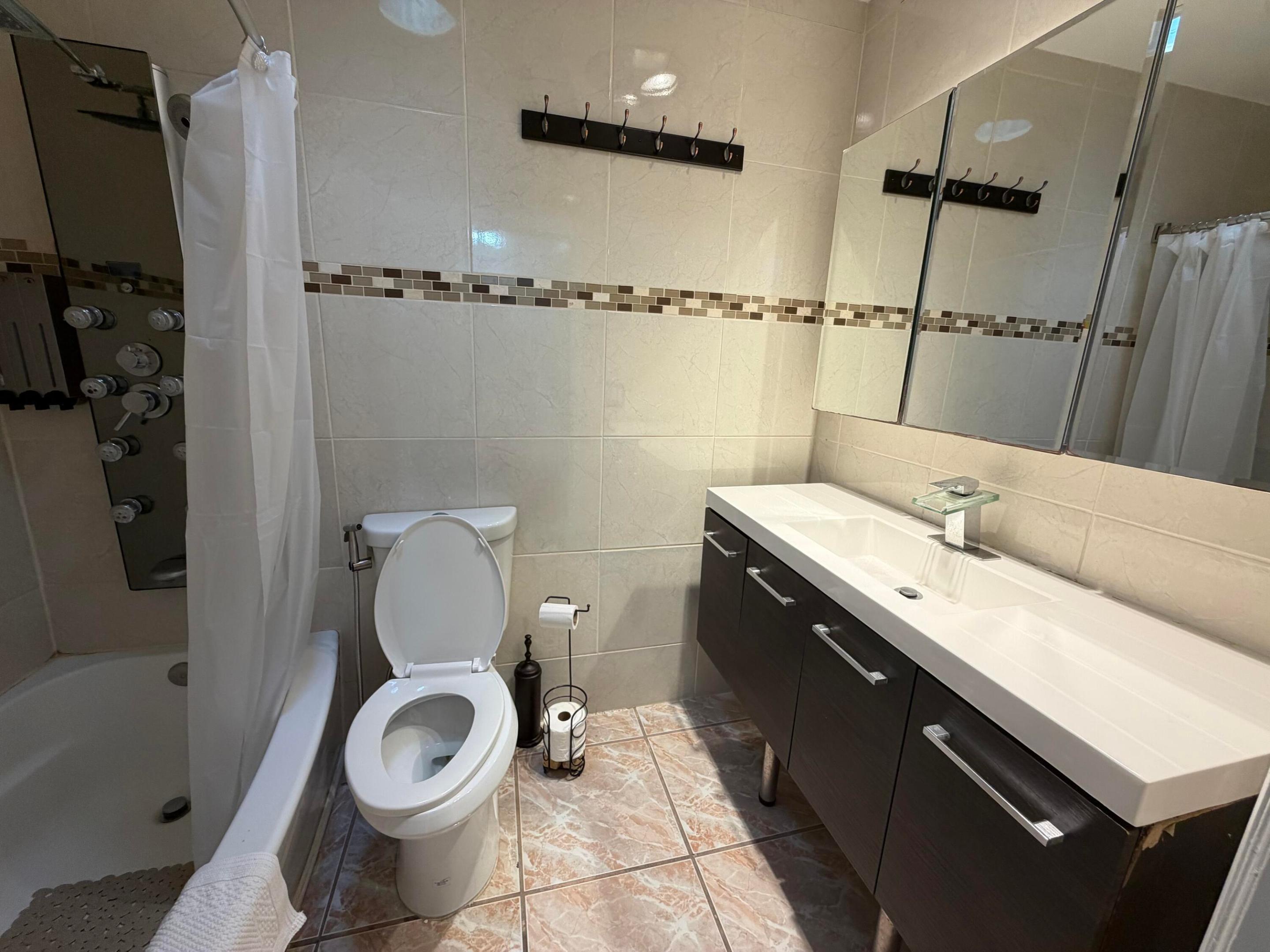 905 Se 15th Street 4 Property Photo 10