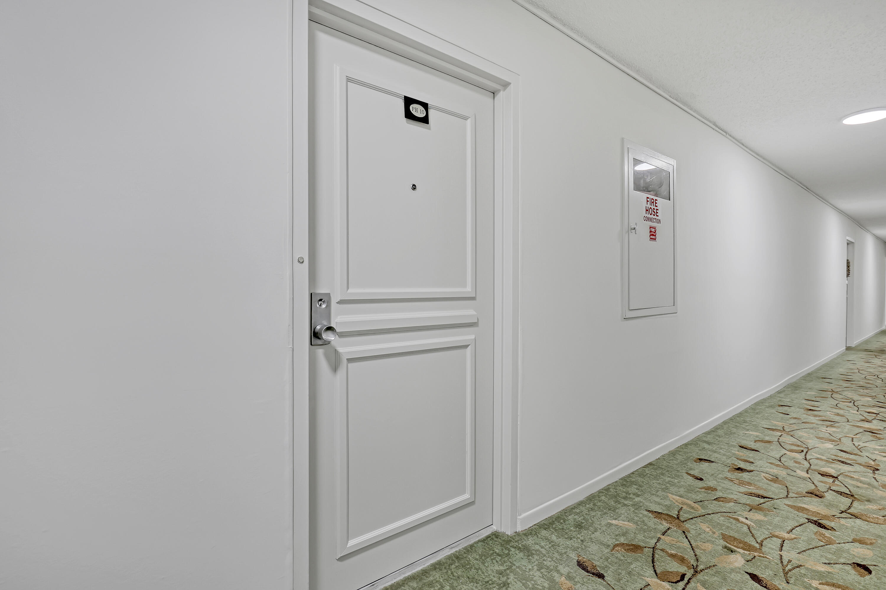 3589 S Ocean Boulevard 910 Property Photo 22