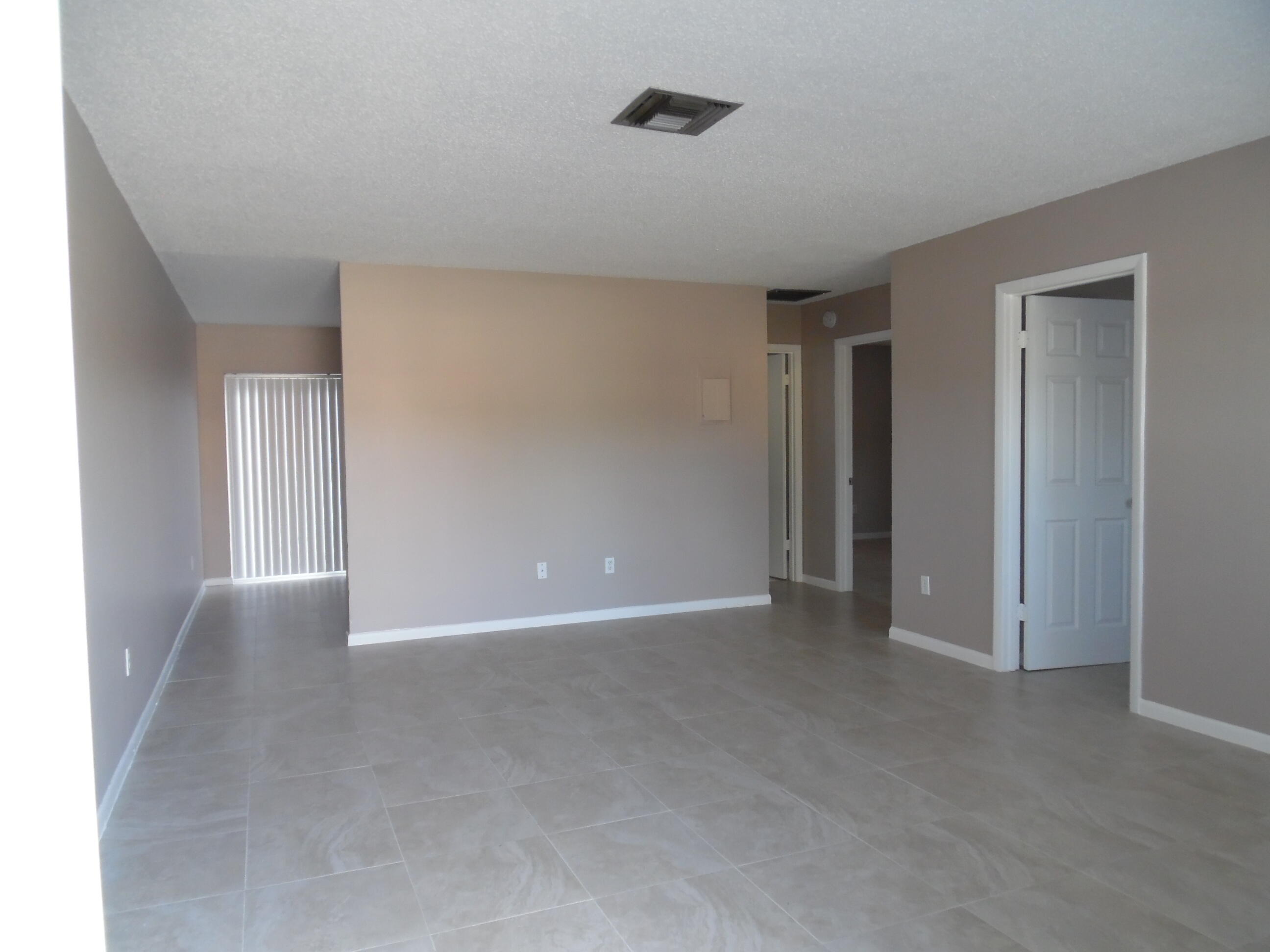 3986 Hernden Drive Property Photo 2