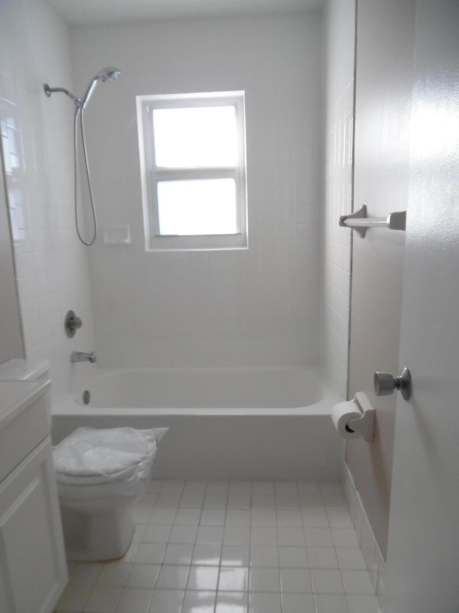 3986 Hernden Drive Property Photo 6