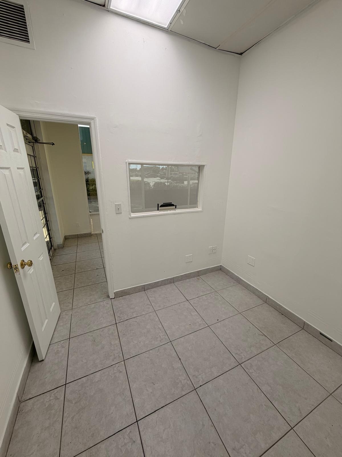 23133 Sandalfoot Plaza Drive 1 Property Photo 18
