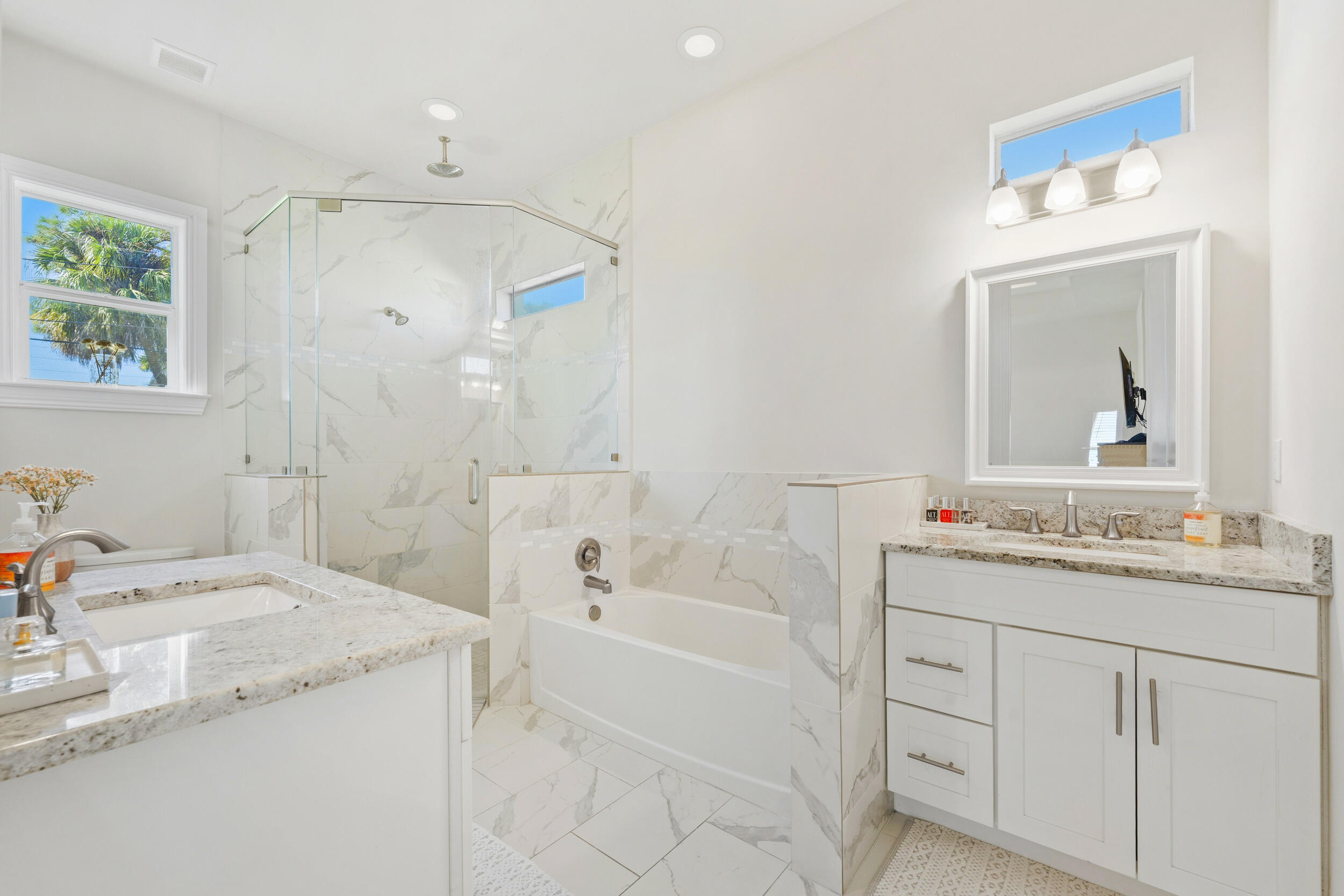 962 Sw 27th Street Property Photo 18