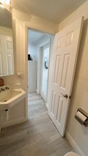 B26081480 Property Photo 17