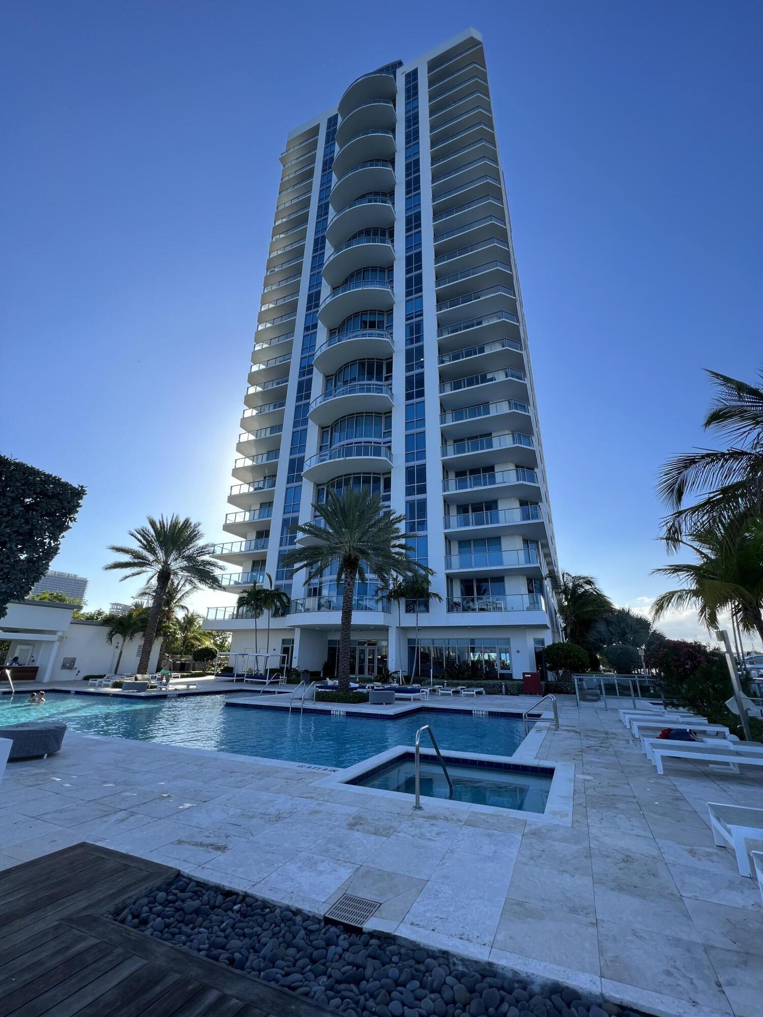 17111 Biscayne Boulevard 1903 Property Photo 4