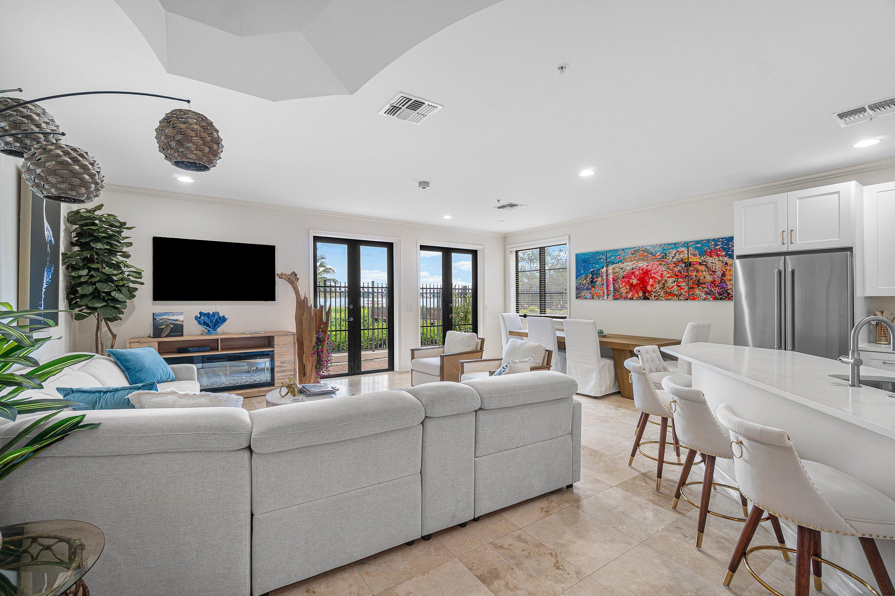 910 Via Villagio Property Photo 20