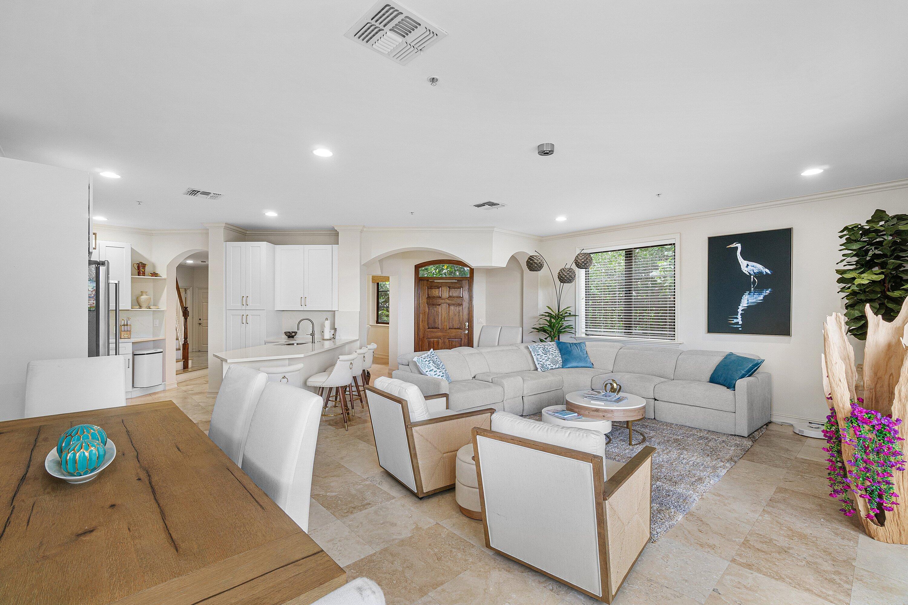 910 Via Villagio Property Photo 21