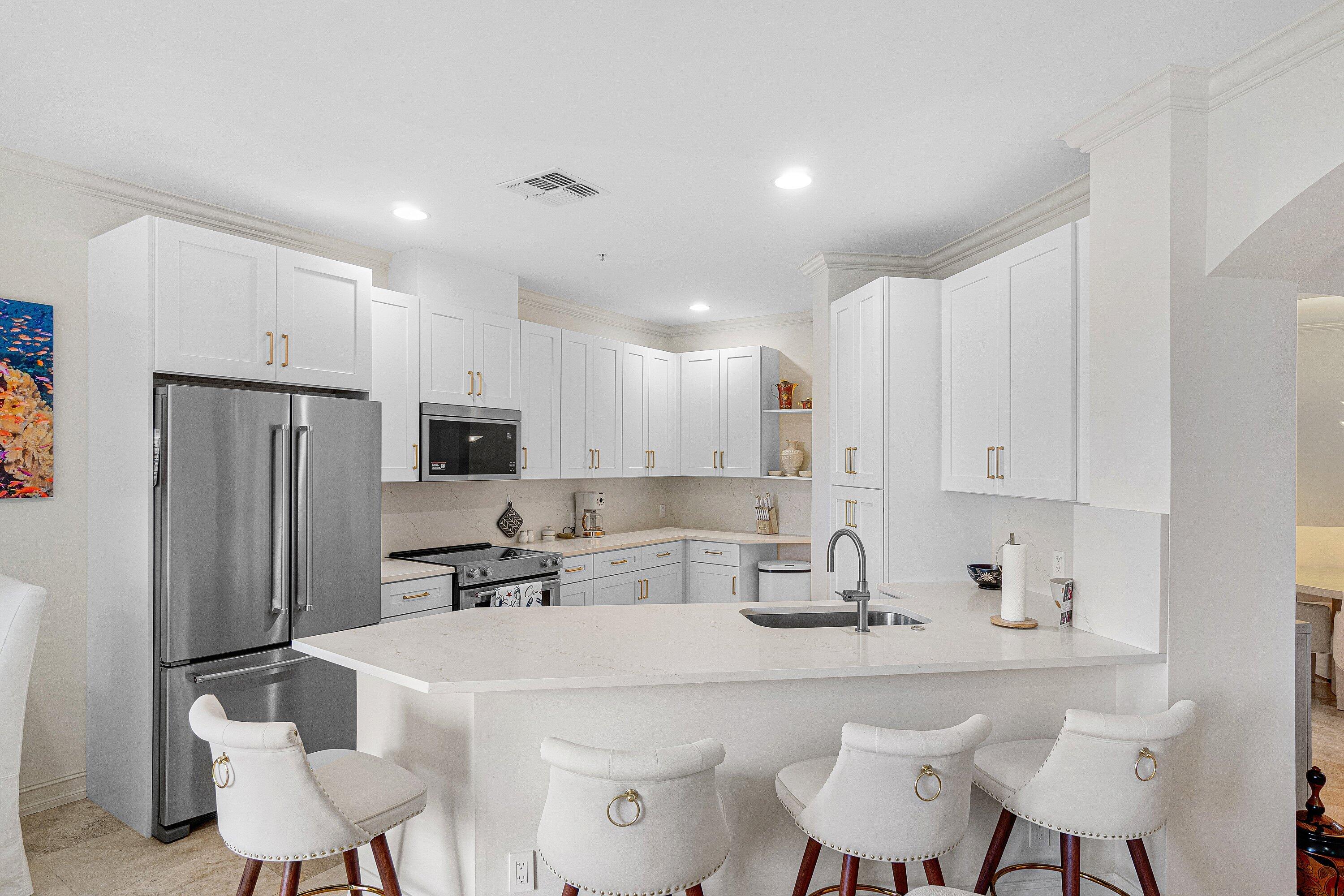 910 Via Villagio Property Photo 22