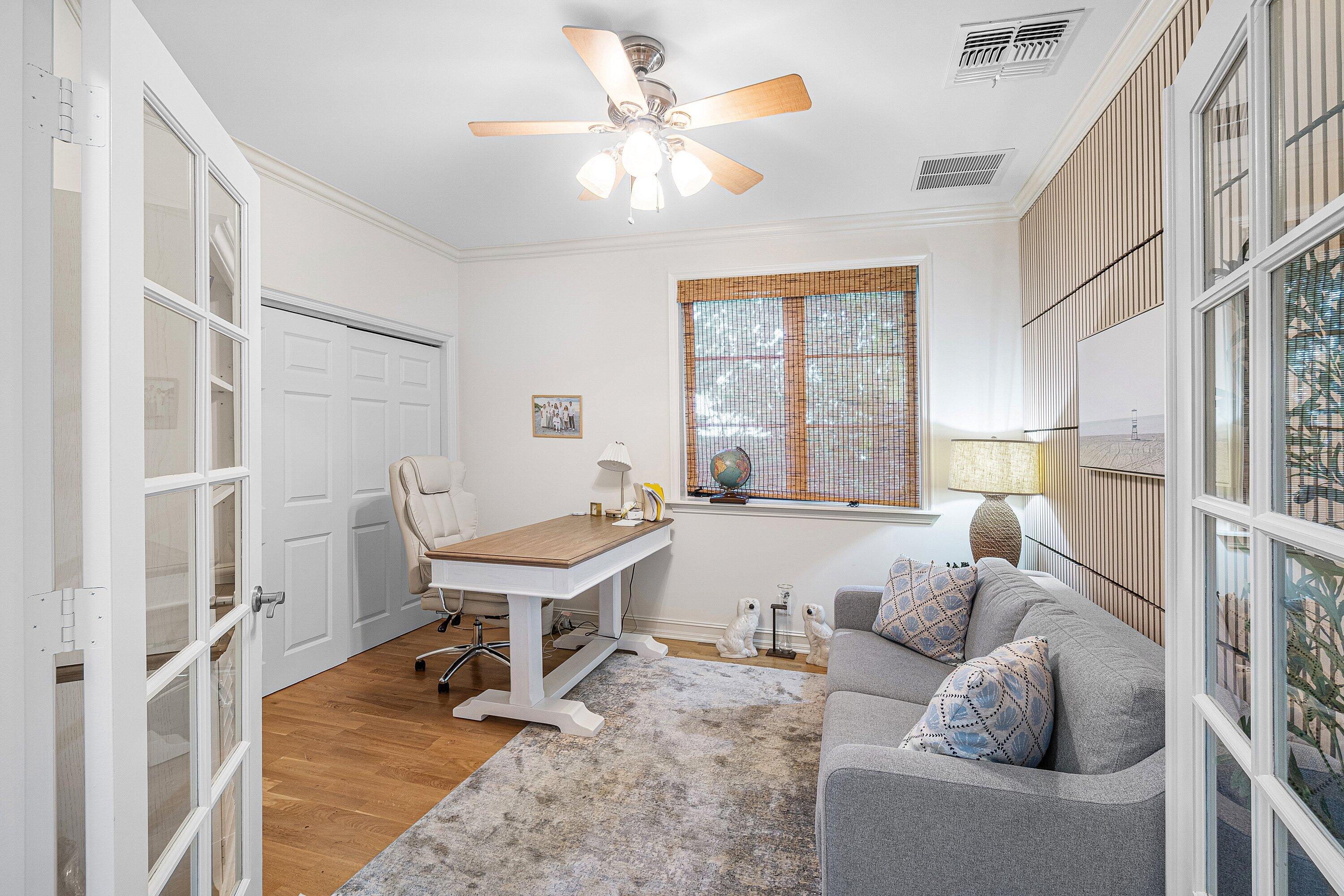 910 Via Villagio Property Photo 27