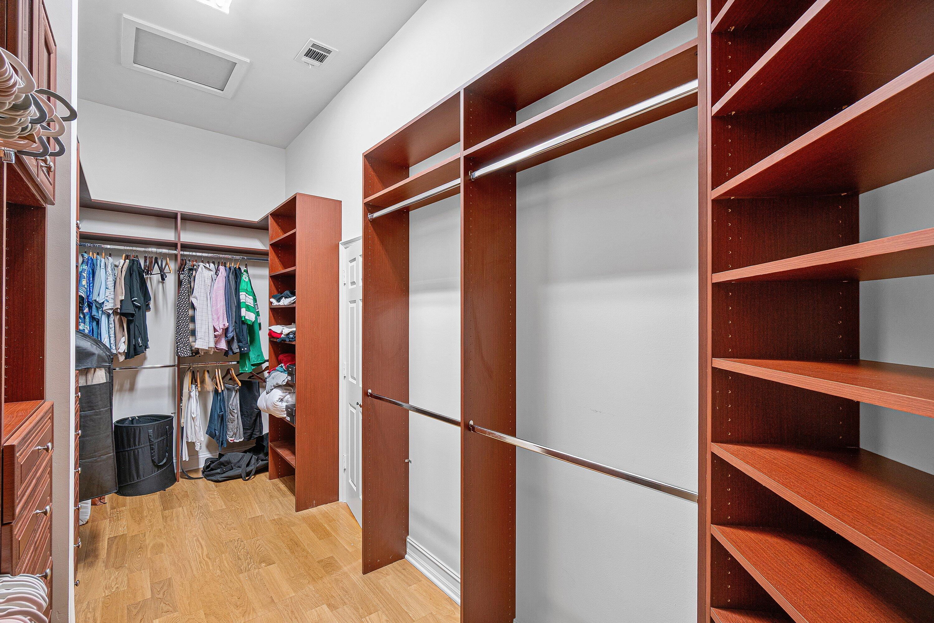 910 Via Villagio Property Photo 35